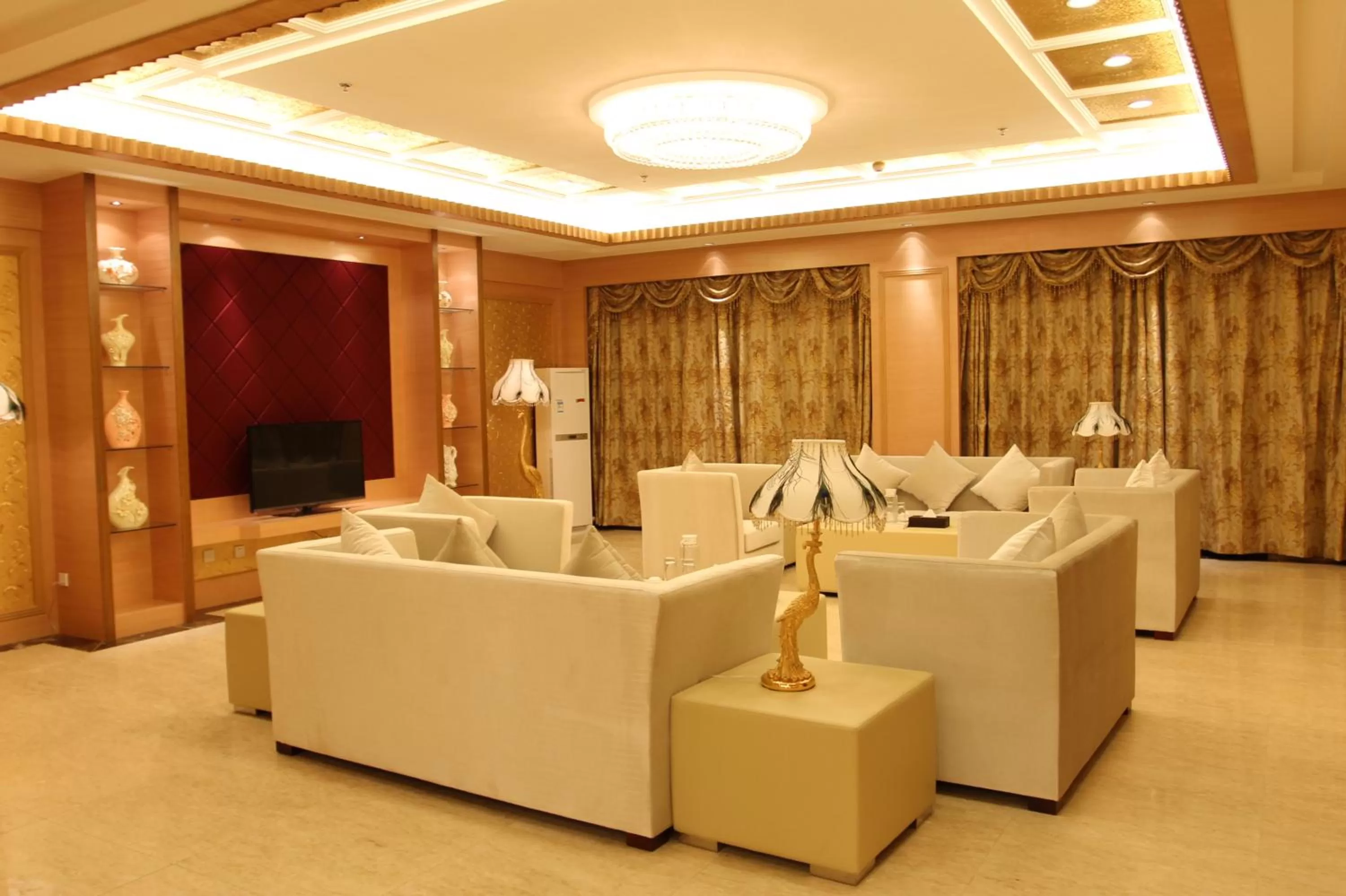 Seating area in Sogecoa Golden Peacock