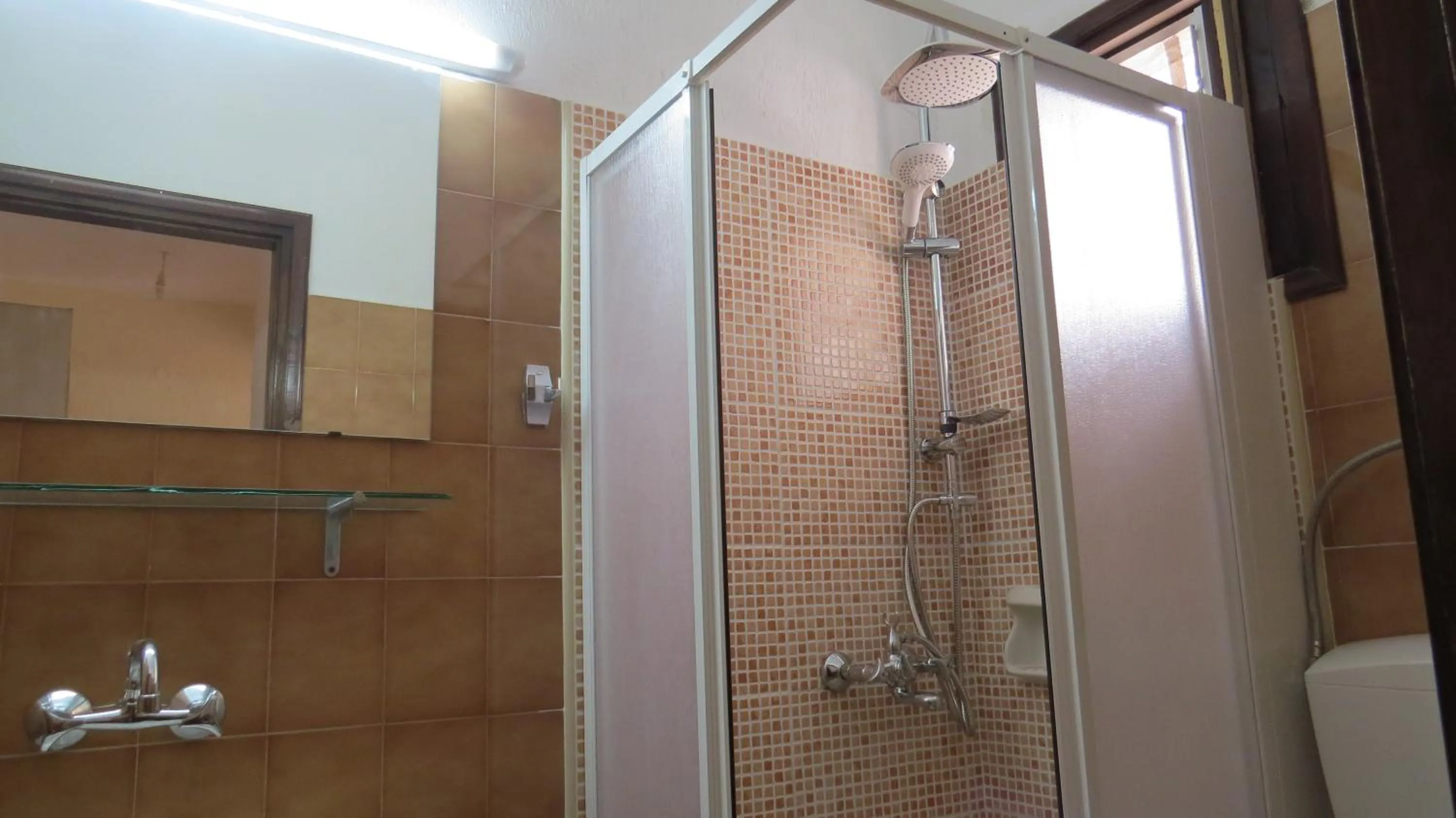 Shower in Villa Medusa