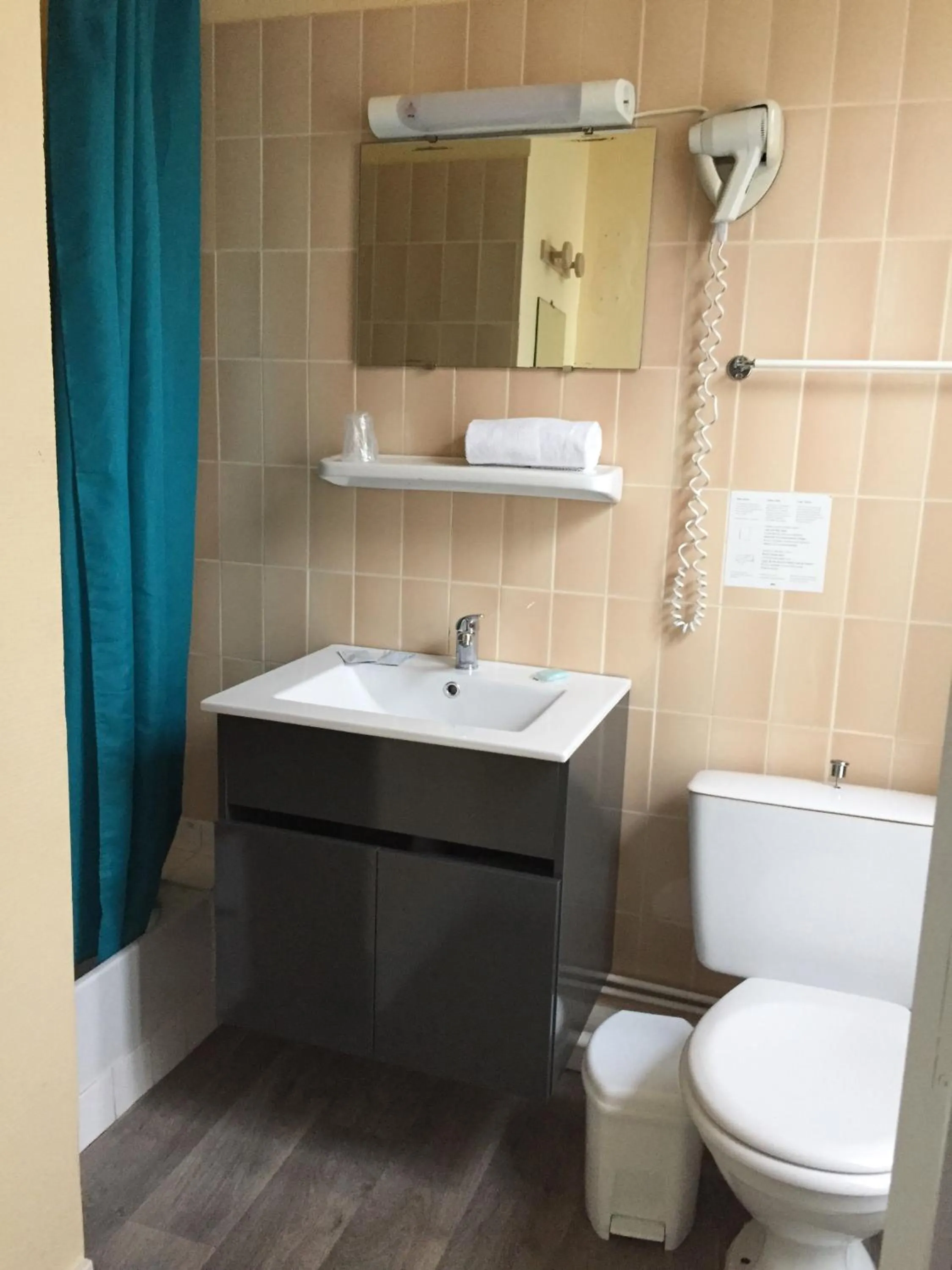 Bathroom in Hôtel Villa Du Parc