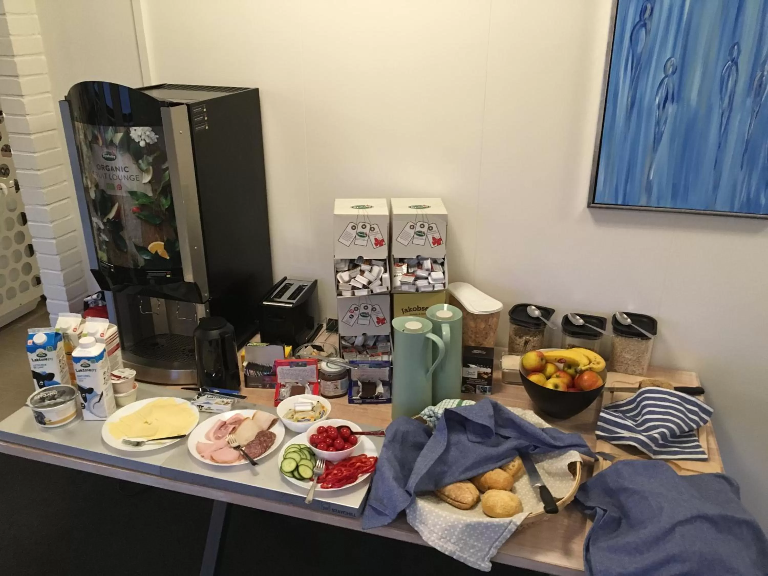 Breakfast in Motel Poppelvej