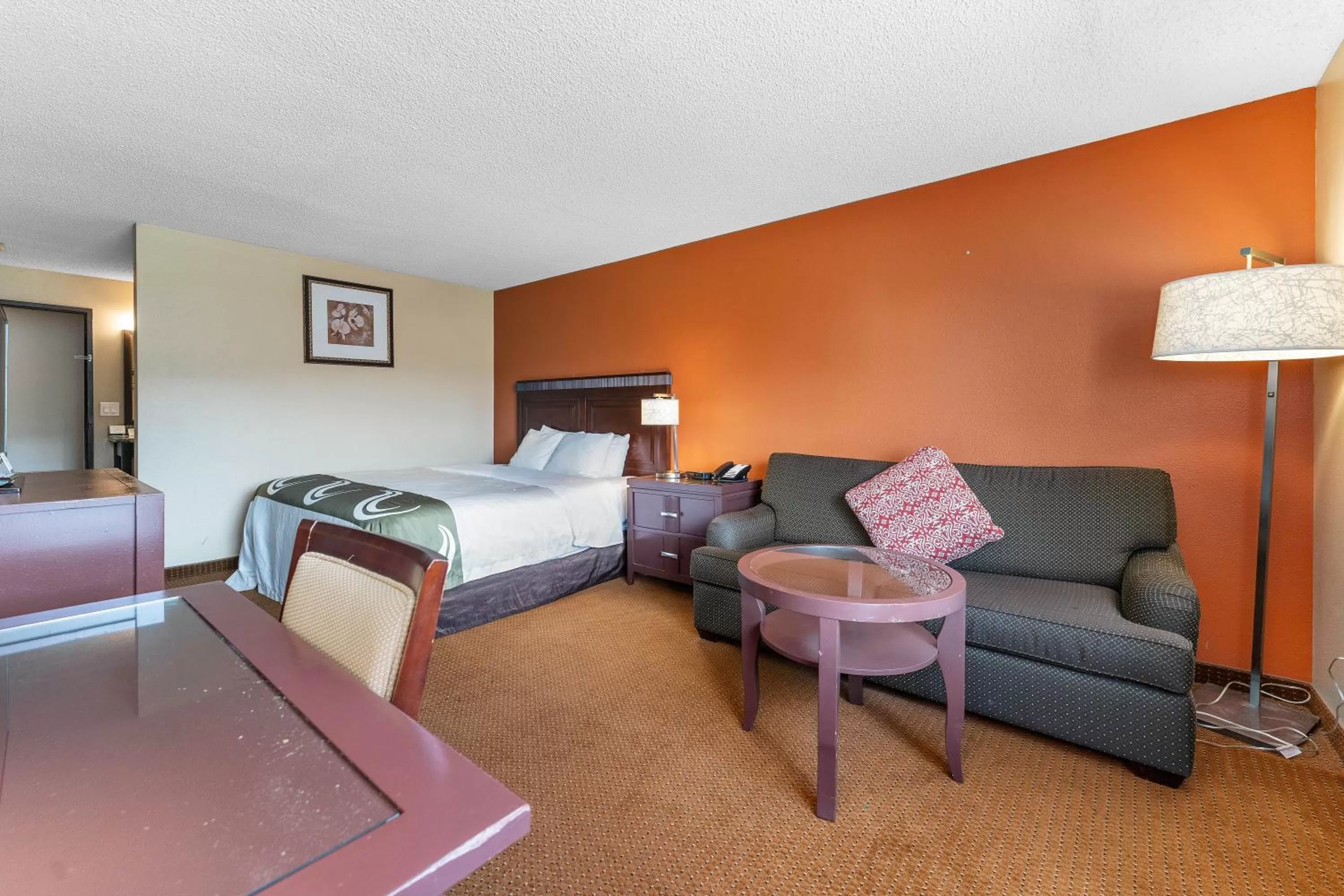 Photo of the whole room in Quality Inn & Suites Okanogan - Omak