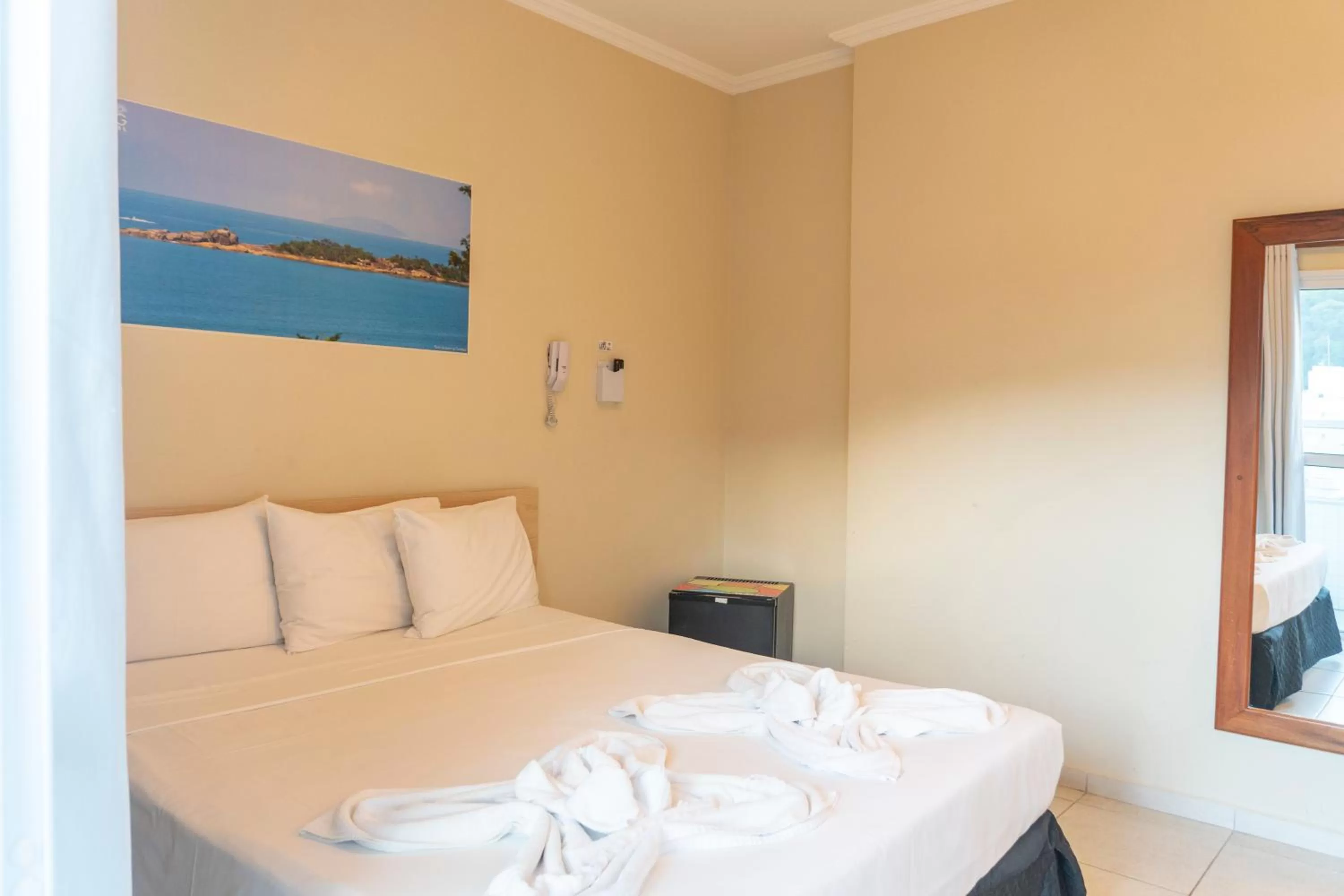 Bedroom, Bed in UPG Hotel