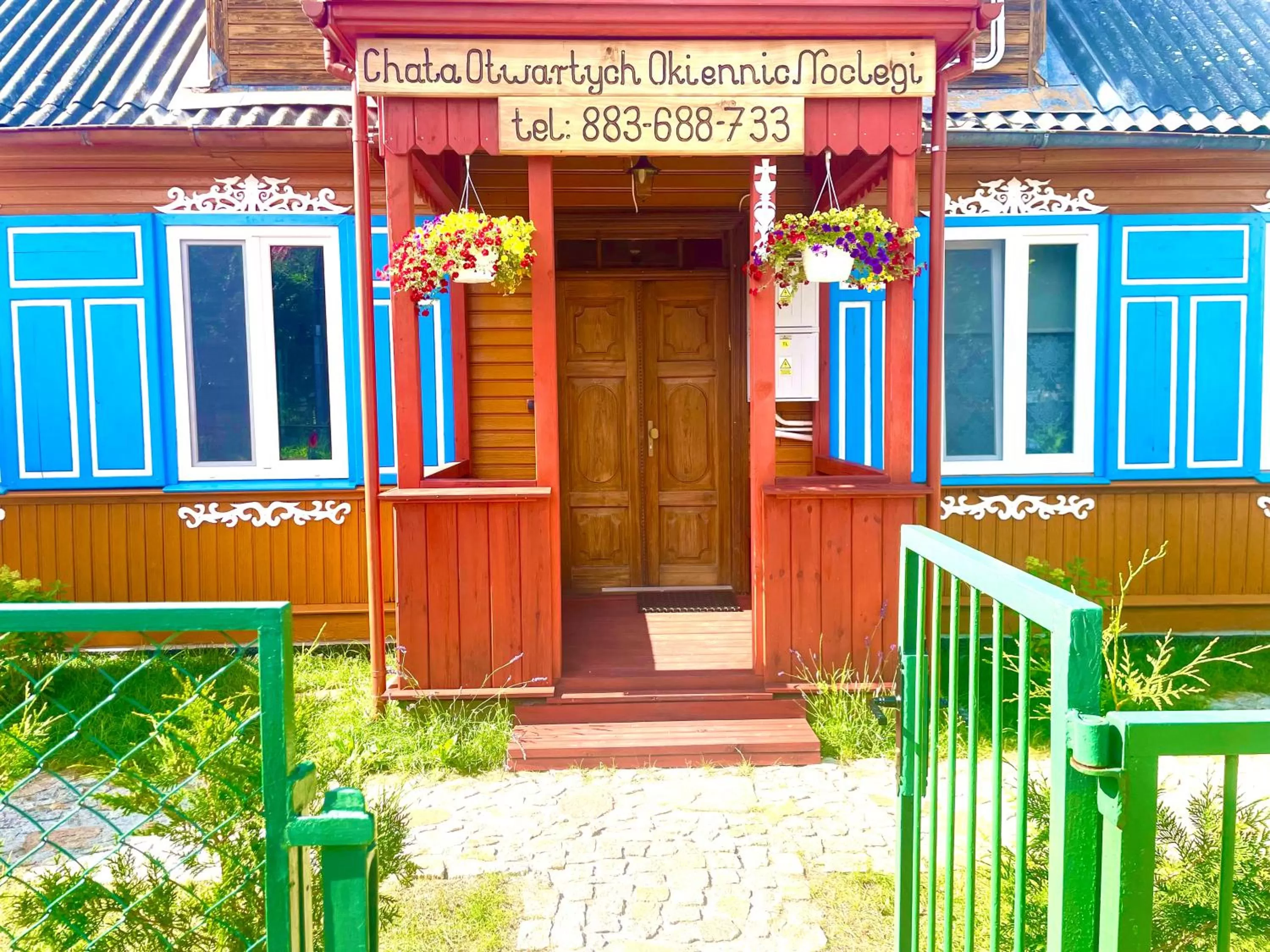 CHATA OTWARTYCH OKIENNIC Pokoje Gościnne