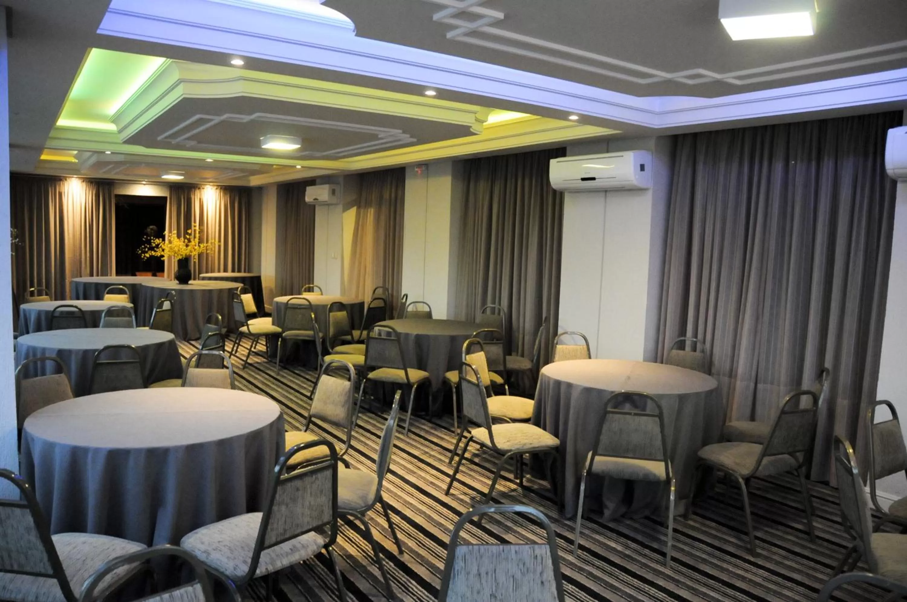 Banquet/Function facilities in Kuster Hotel