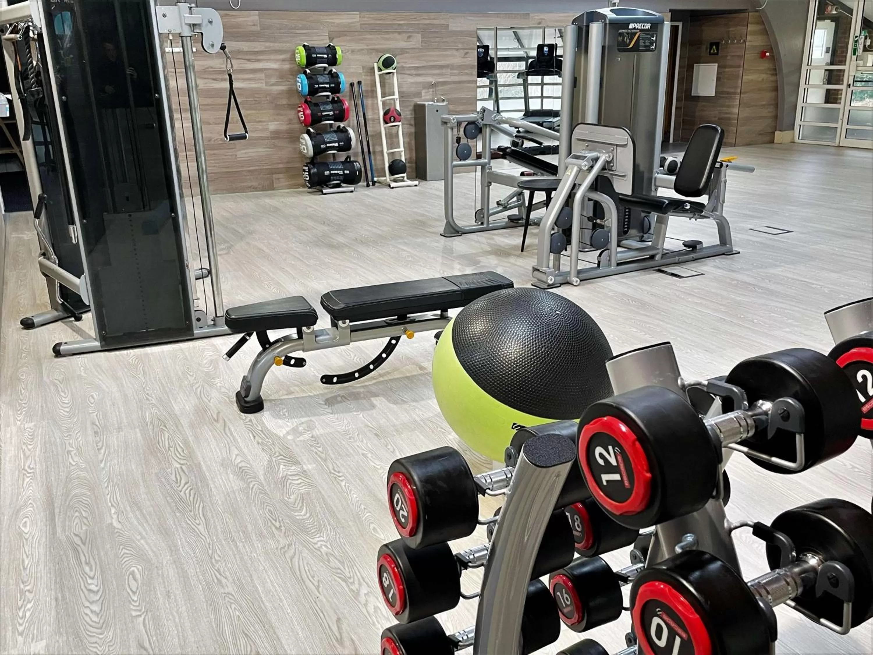 Fitness centre/facilities in Hilton Cobham