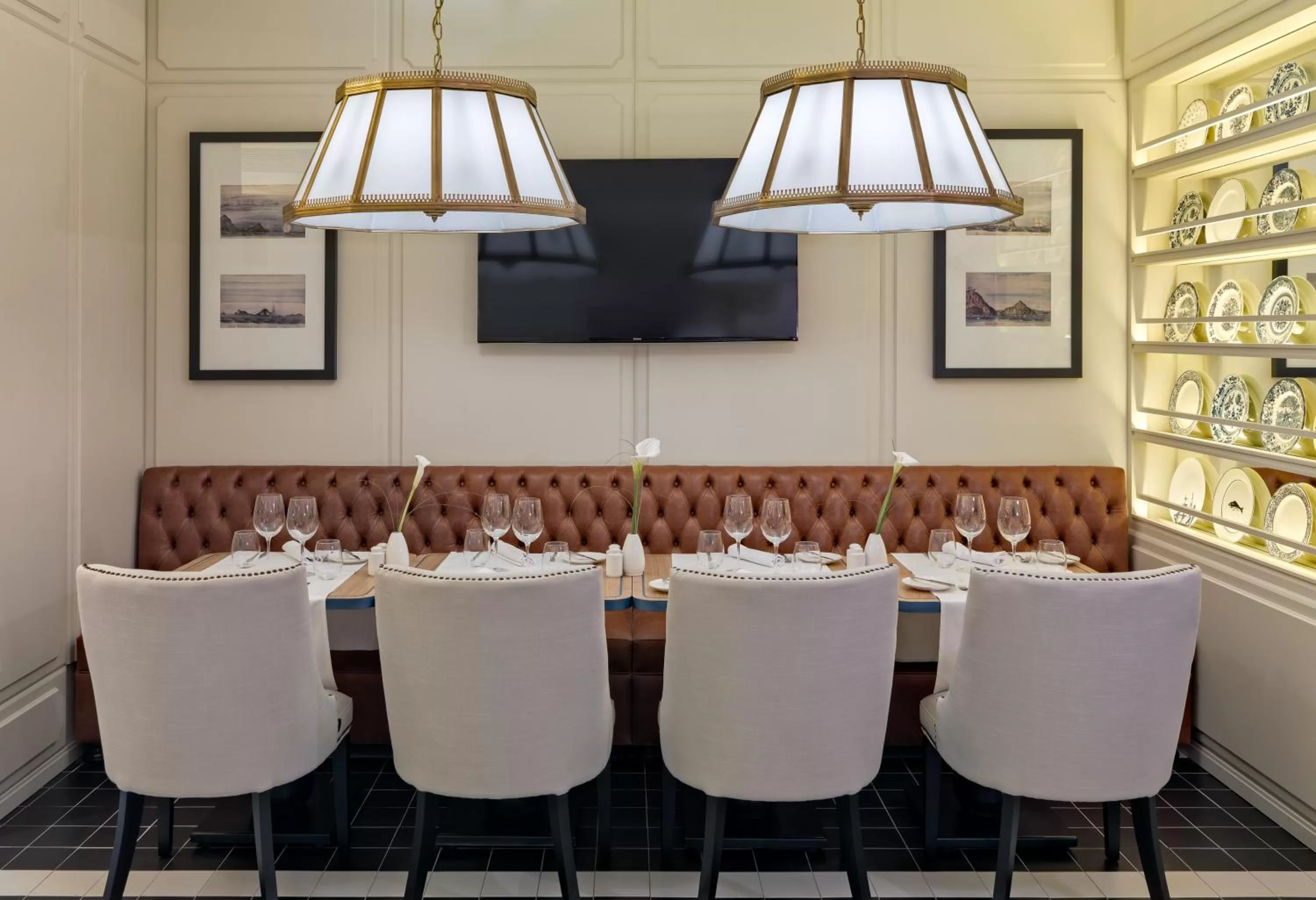 Dining area in H10 Duque de Loule