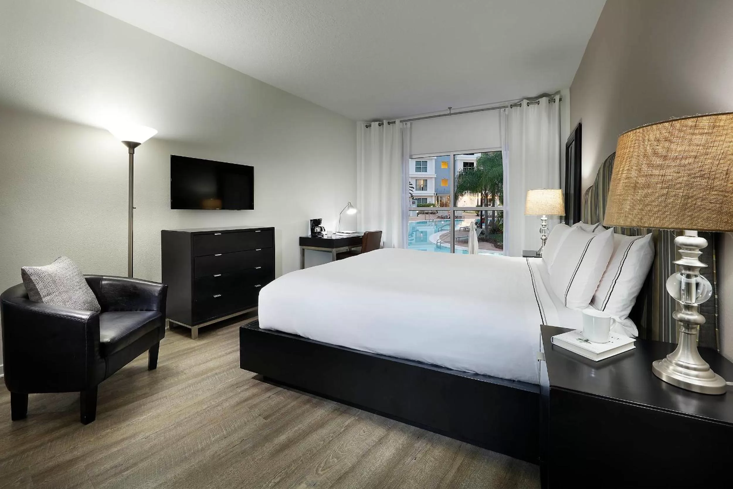 Photo of the whole room, Bed in Meliá Orlando Celebration