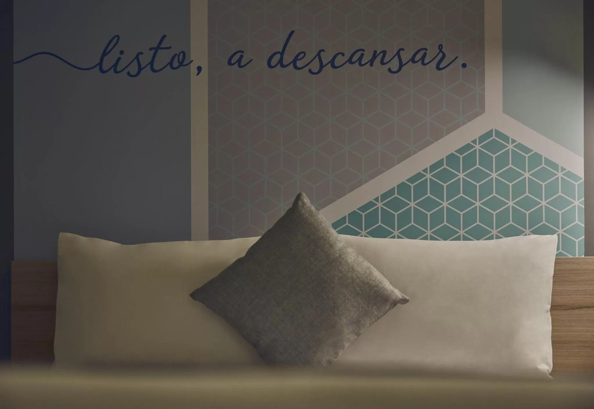 Photo of the whole room, Bed in One Acapulco Diamante