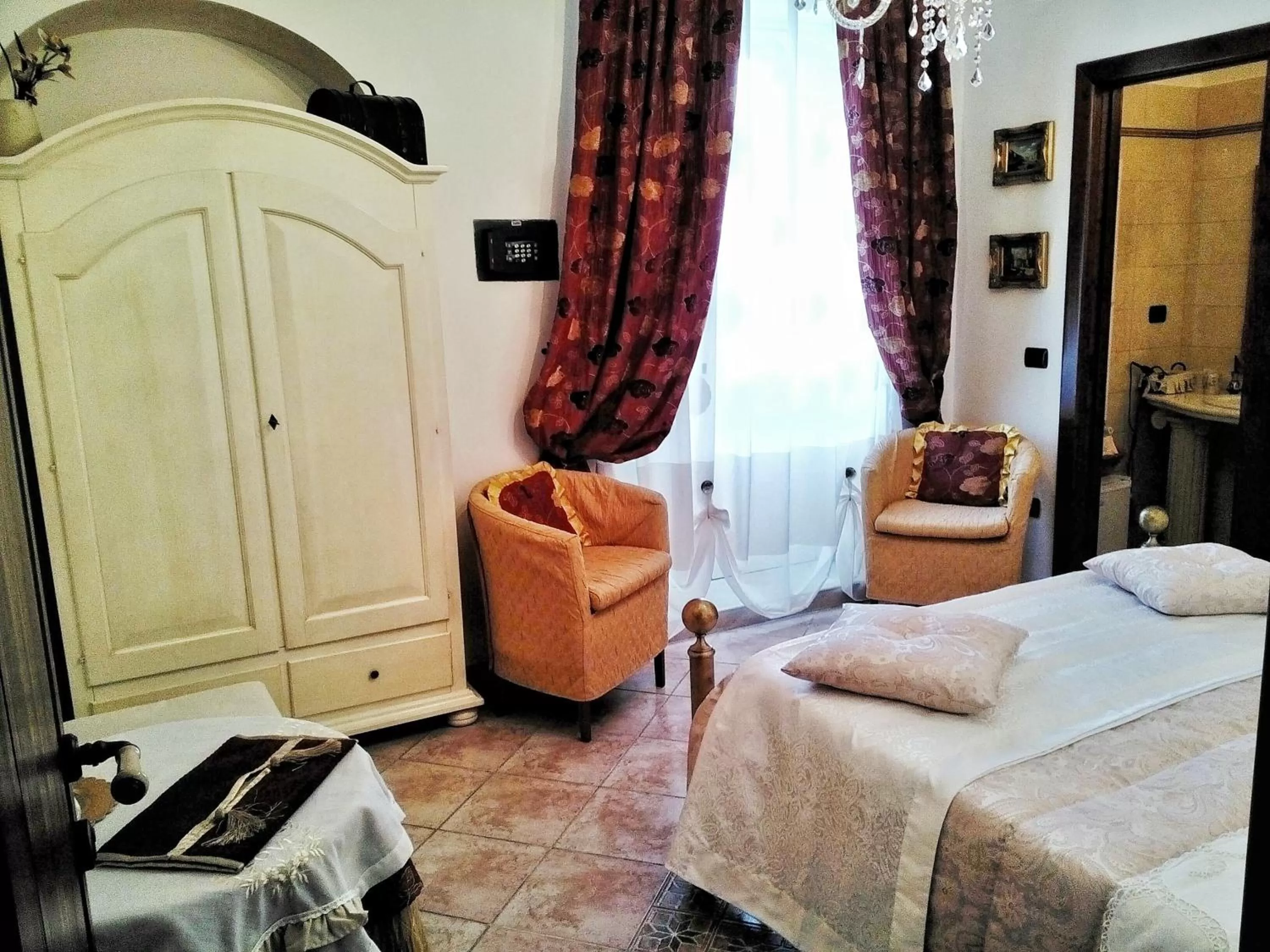 Photo of the whole room in B&B Marina Piccola