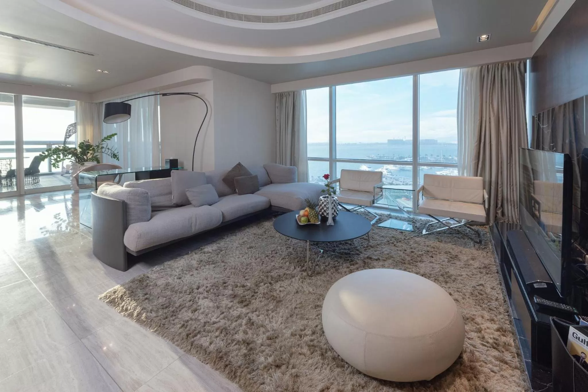 Living room in The Art Hotel & Resort