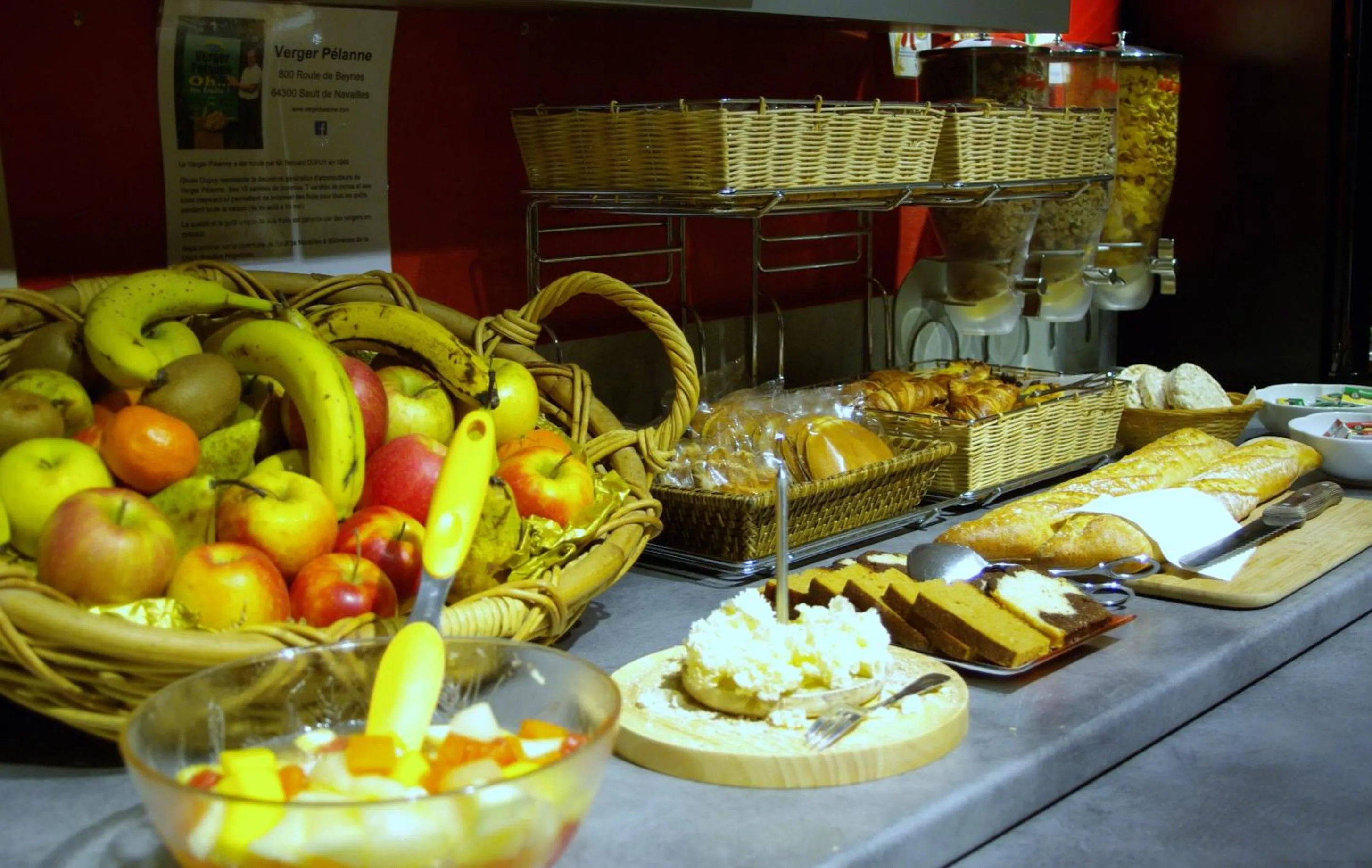 Breakfast in The Originals Boutique, Villa Montpensier, Pau