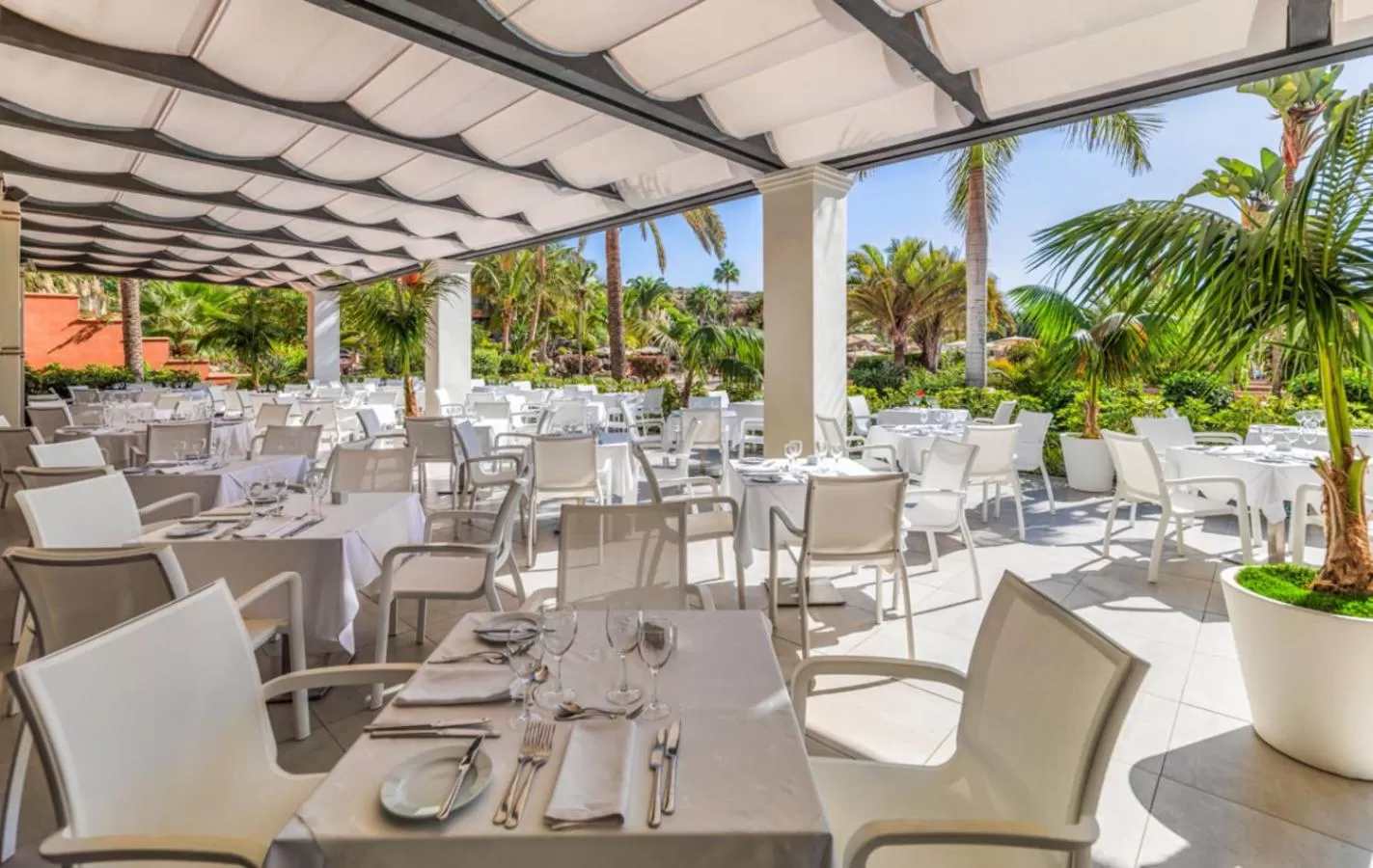 Restaurant/places to eat in H10 Costa Adeje Palace
