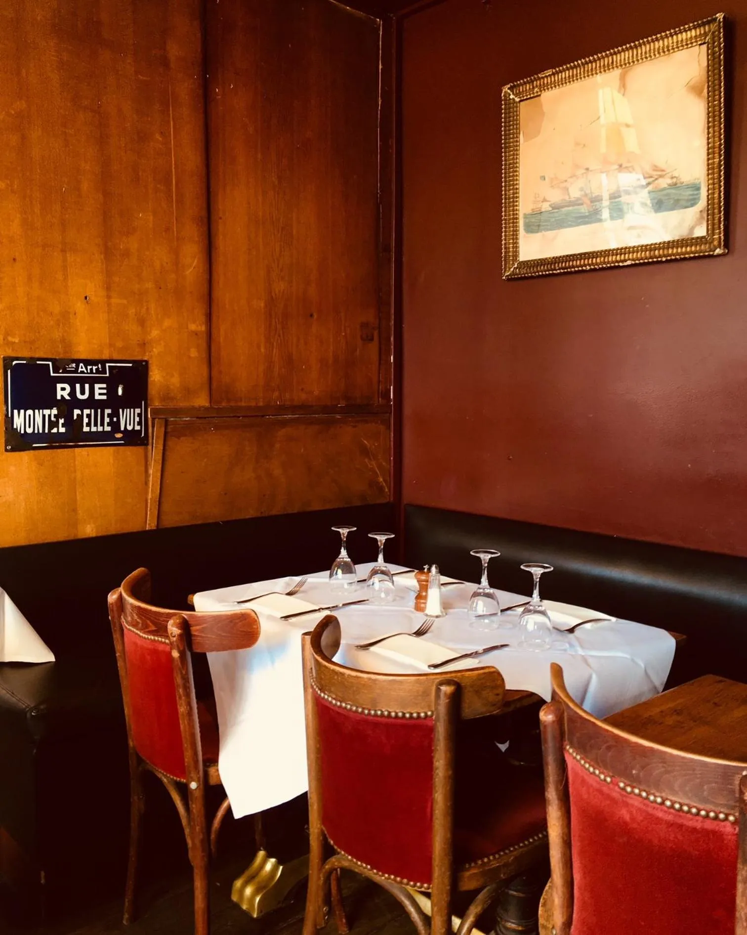 Restaurant/places to eat in Hotel Belle-Vue Vieux-Port