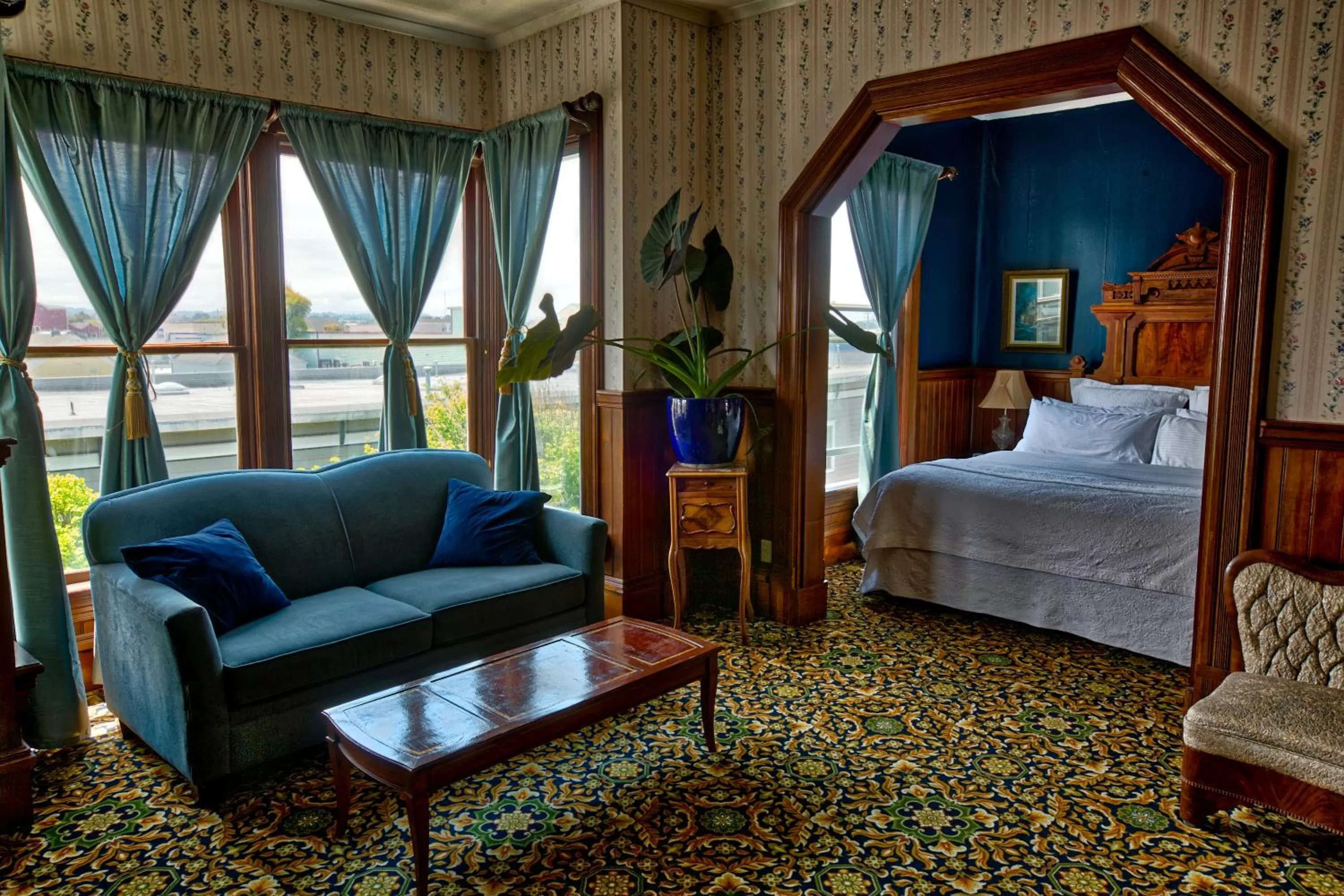 Bed in The Inn at 2nd & C