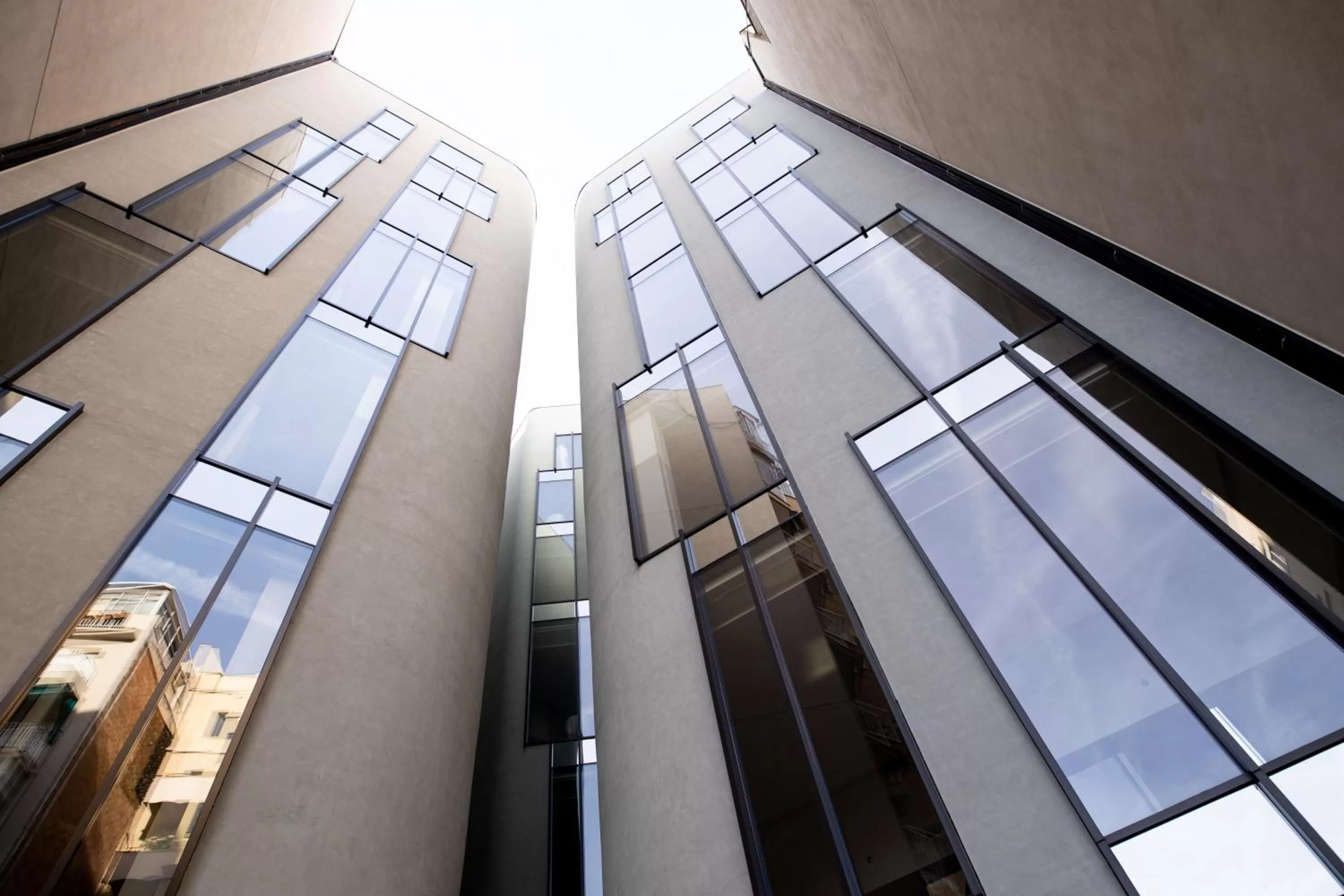 Property building in Occidental Diagonal 414