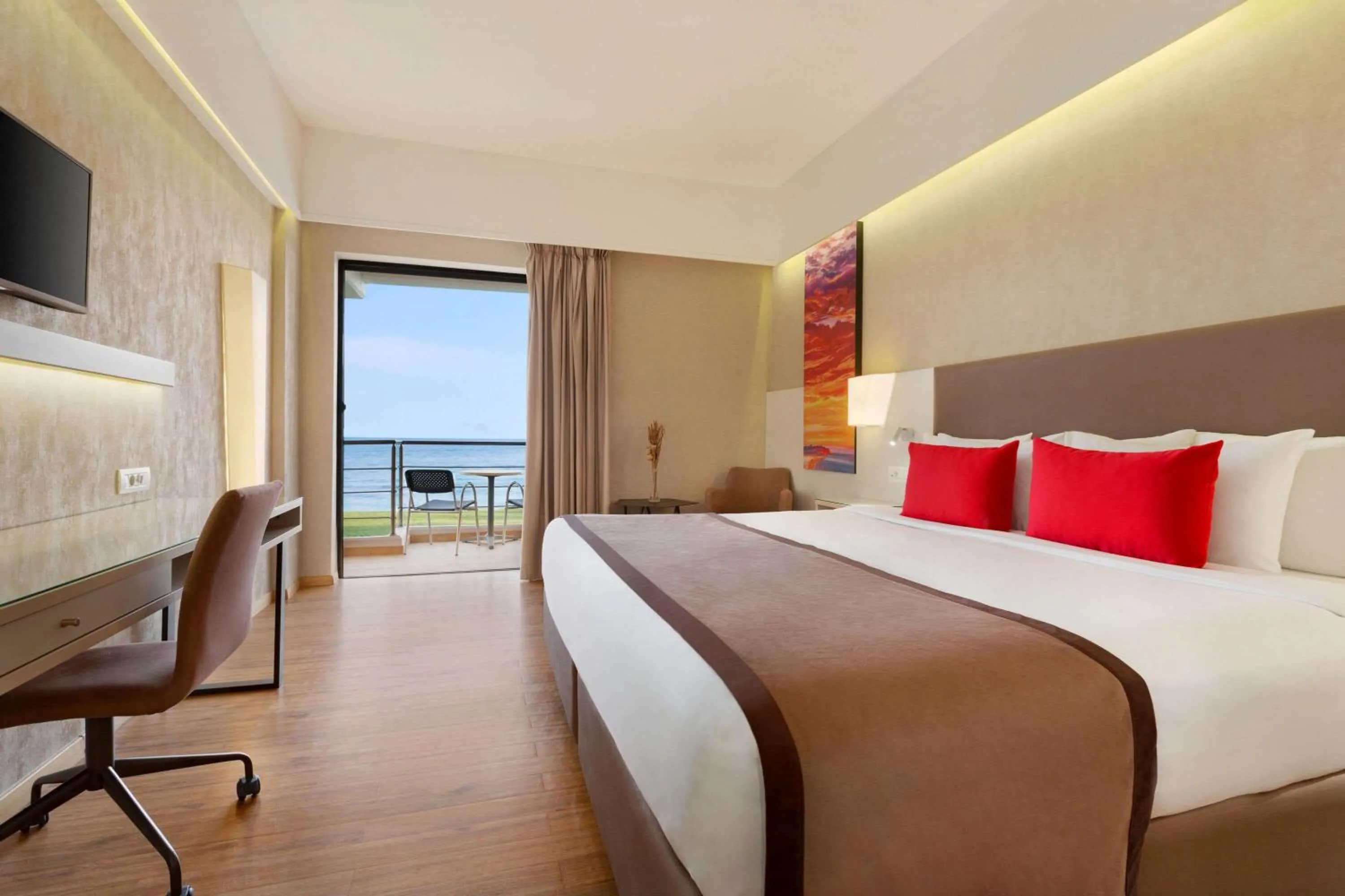 Photo of the whole room, Bed in Ramada Plaza by Wyndham Thraki