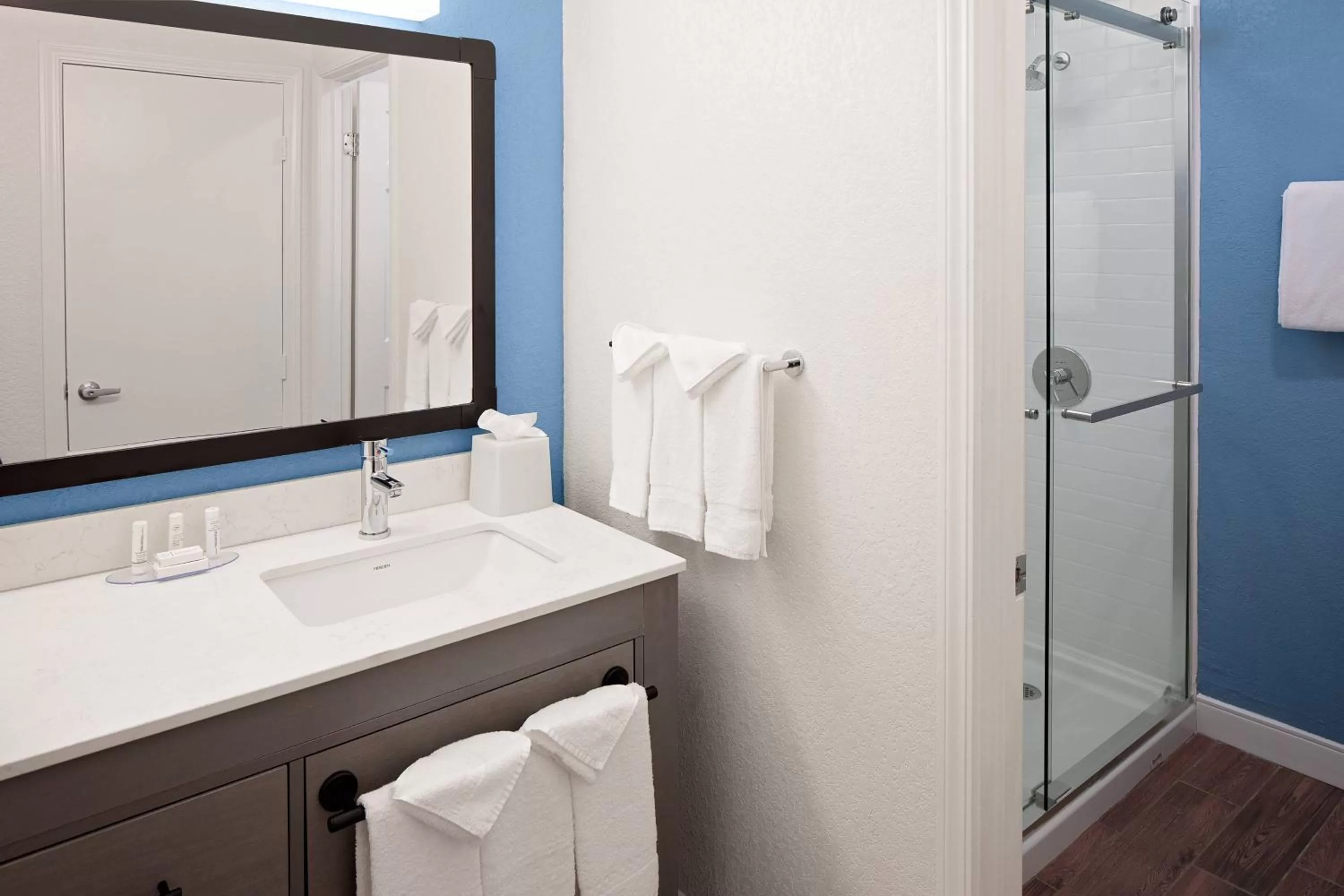 Bathroom in Residence Inn Sunnyvale Silicon Valley I