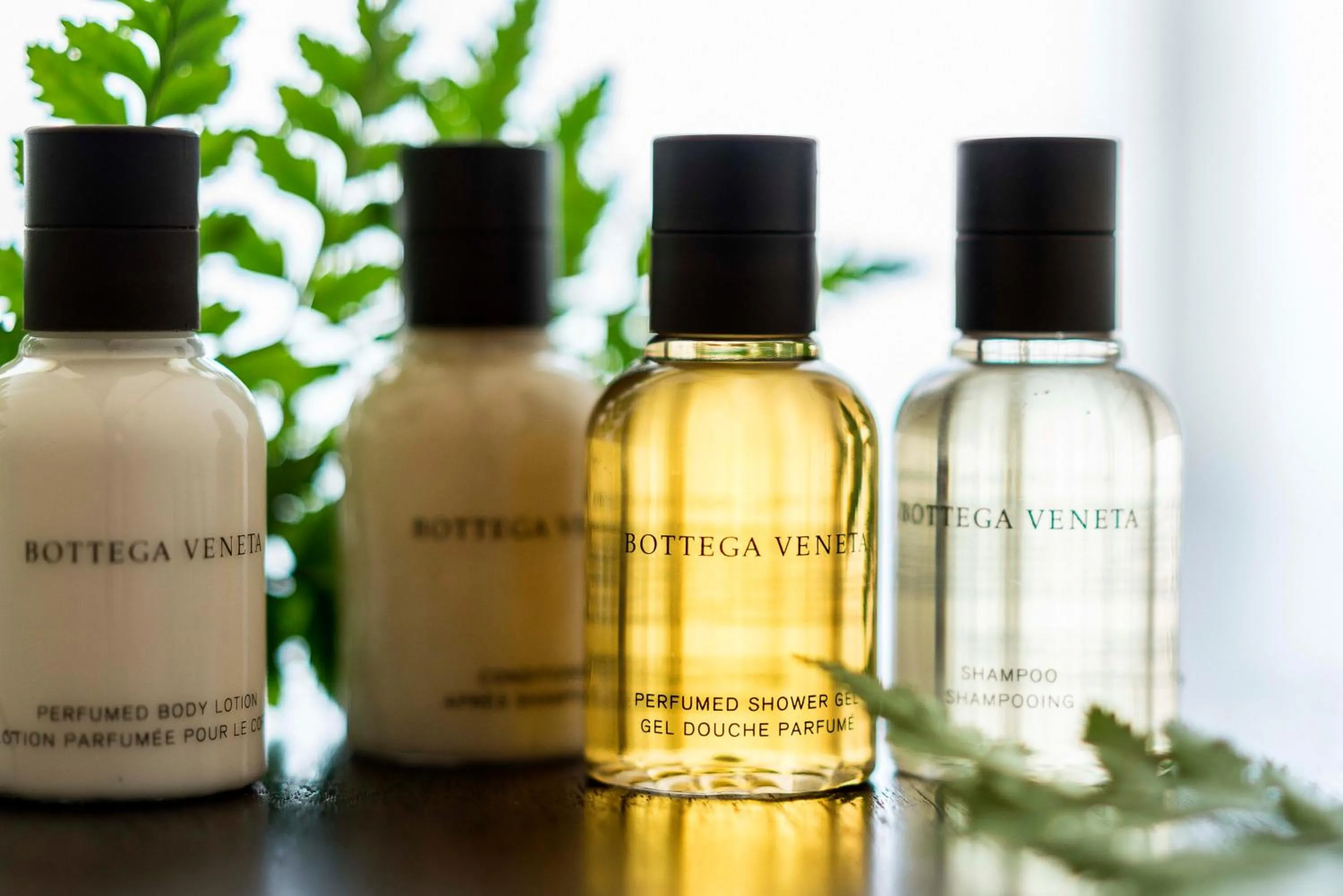 Shower in Anantara Golden Triangle Elephant Camp & Resort