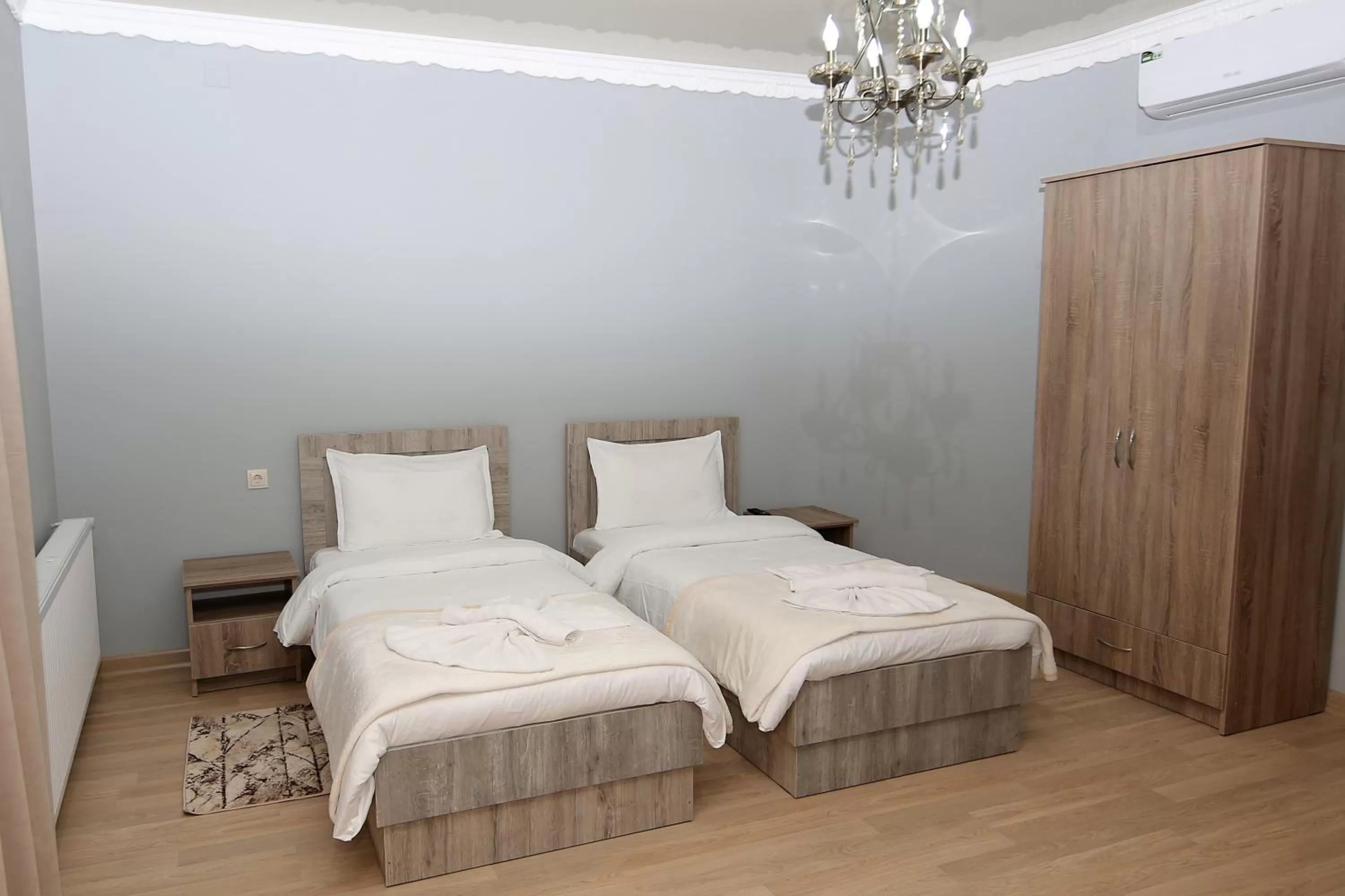 Bedroom, Bed in Hotel Shogi