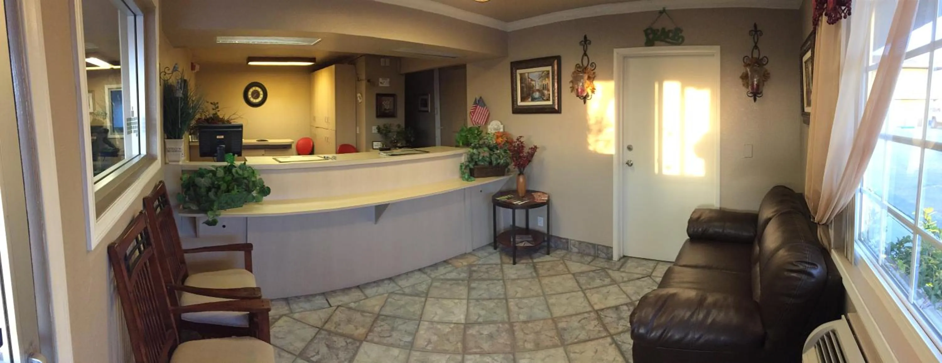 Property building in Hilltop Inn & Suites