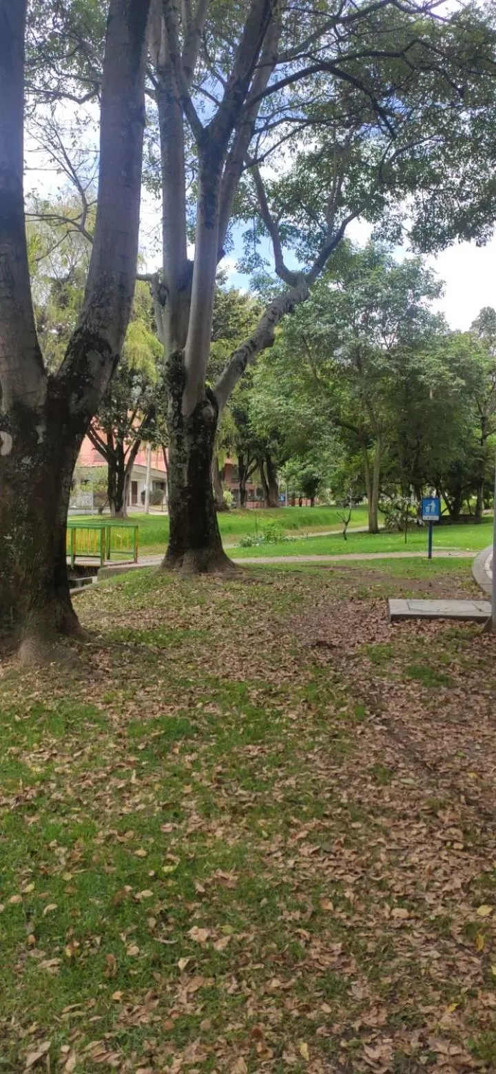 acogedor Hostal usaquen la parada del tren