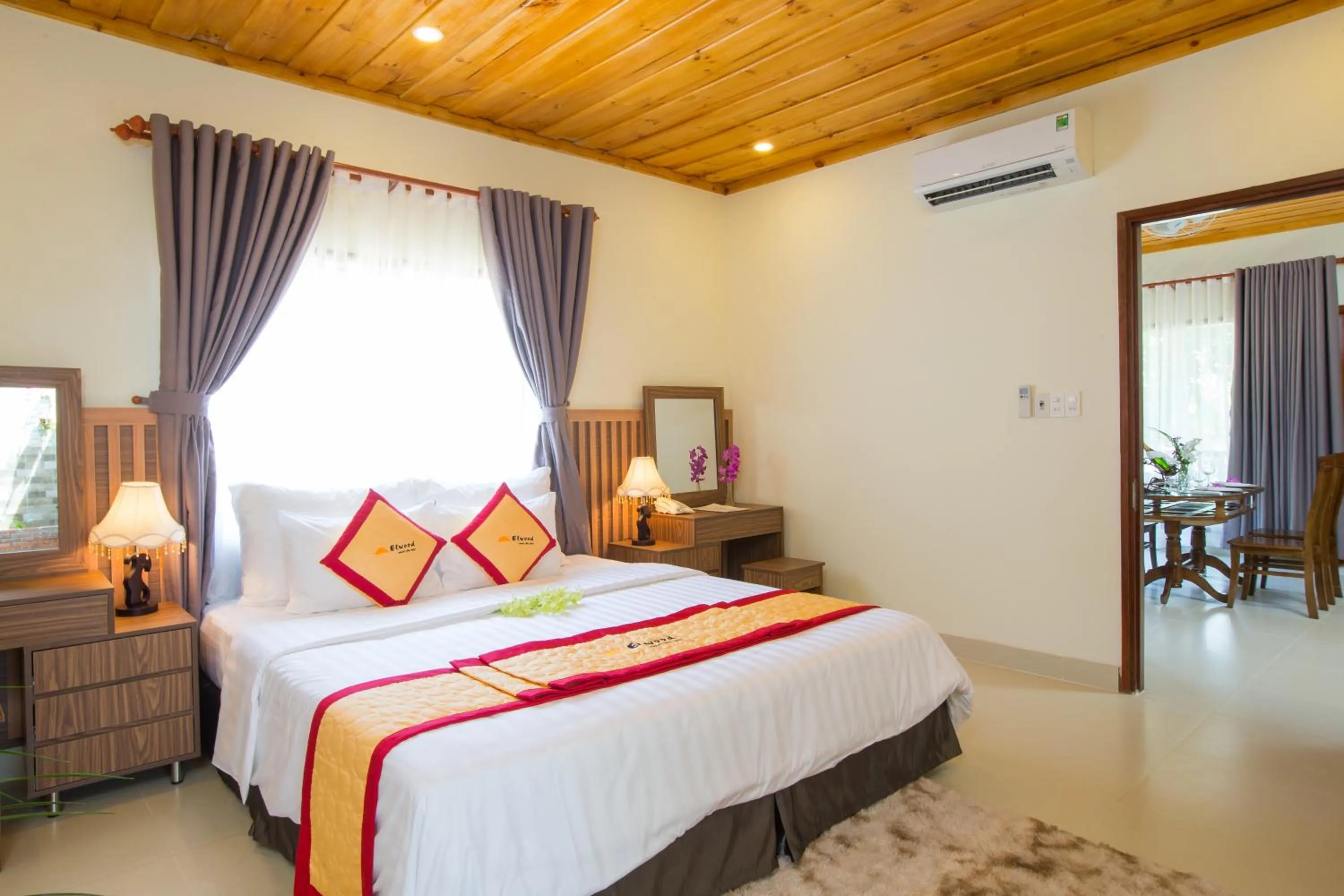 Bedroom in Elwood Premier Resort Phu Quoc