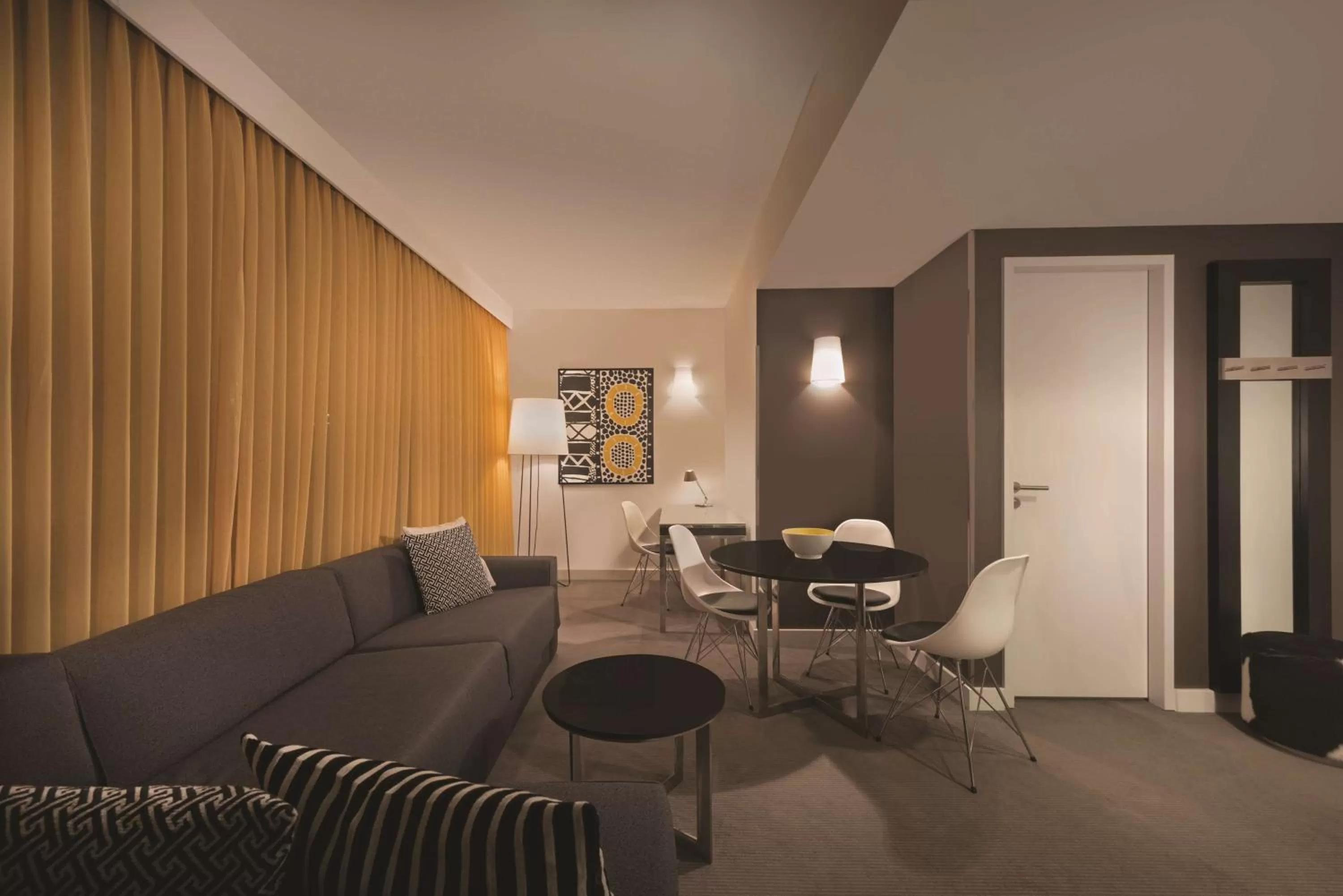 Bedroom in Adina Apartment Hotel Berlin Hackescher Markt