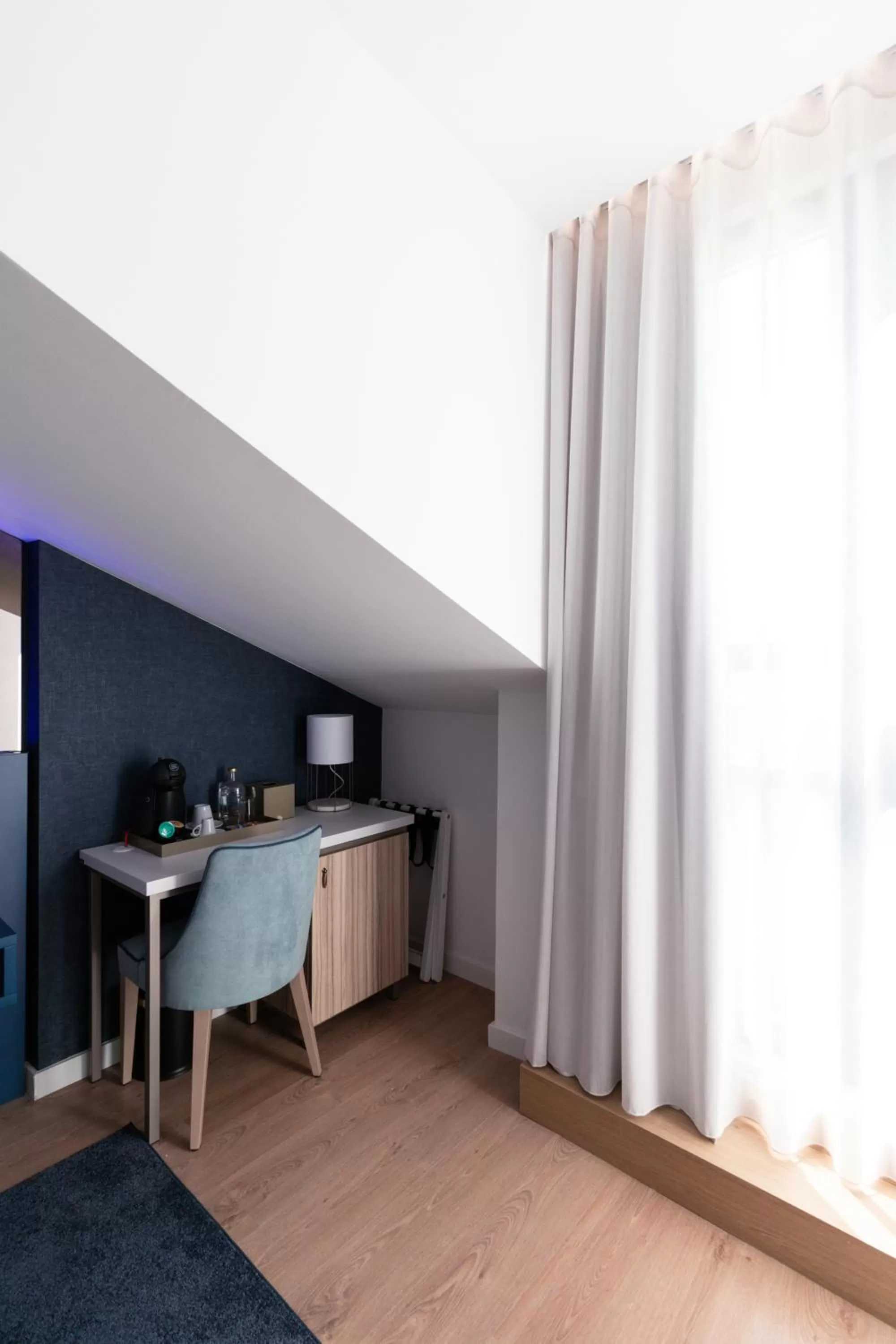 Coffee/tea facilities in Zurin Charm Hotel