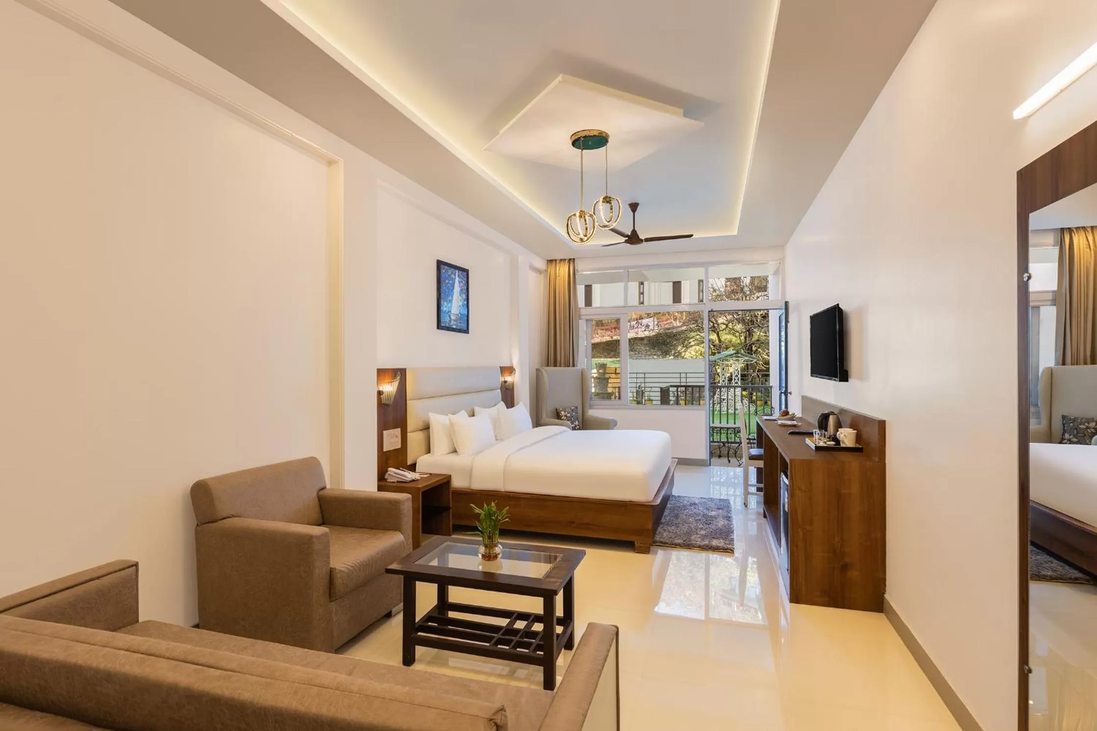 Bedroom, Bed in Pride Ashiyana Resort Mussoorie