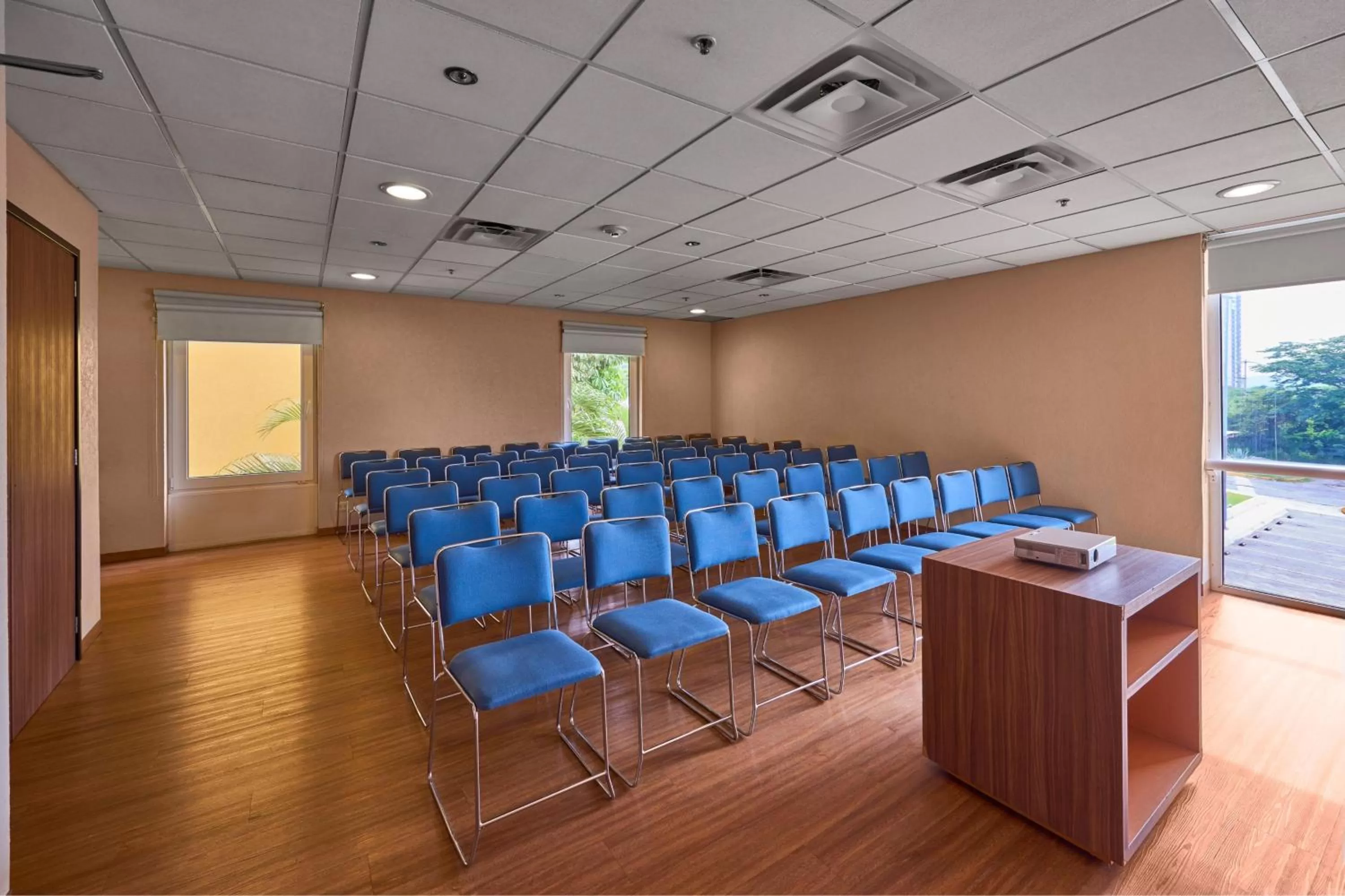 Meeting/conference room in City Express by Marriott Tuxtla Gutiérrez