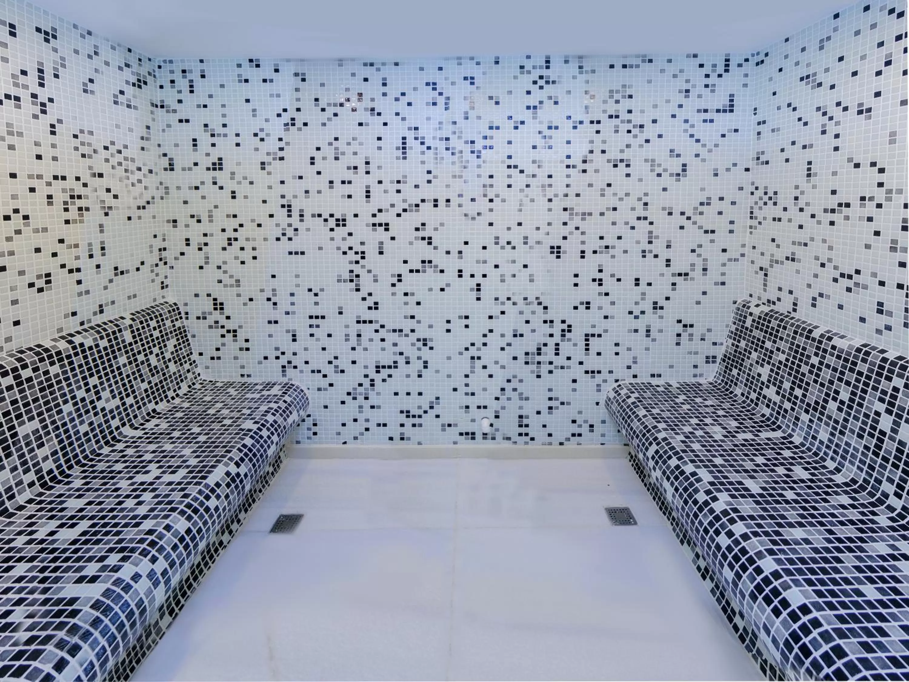 Steam room, Bed in Holiday Inn Ankara-Kavaklidere by IHG