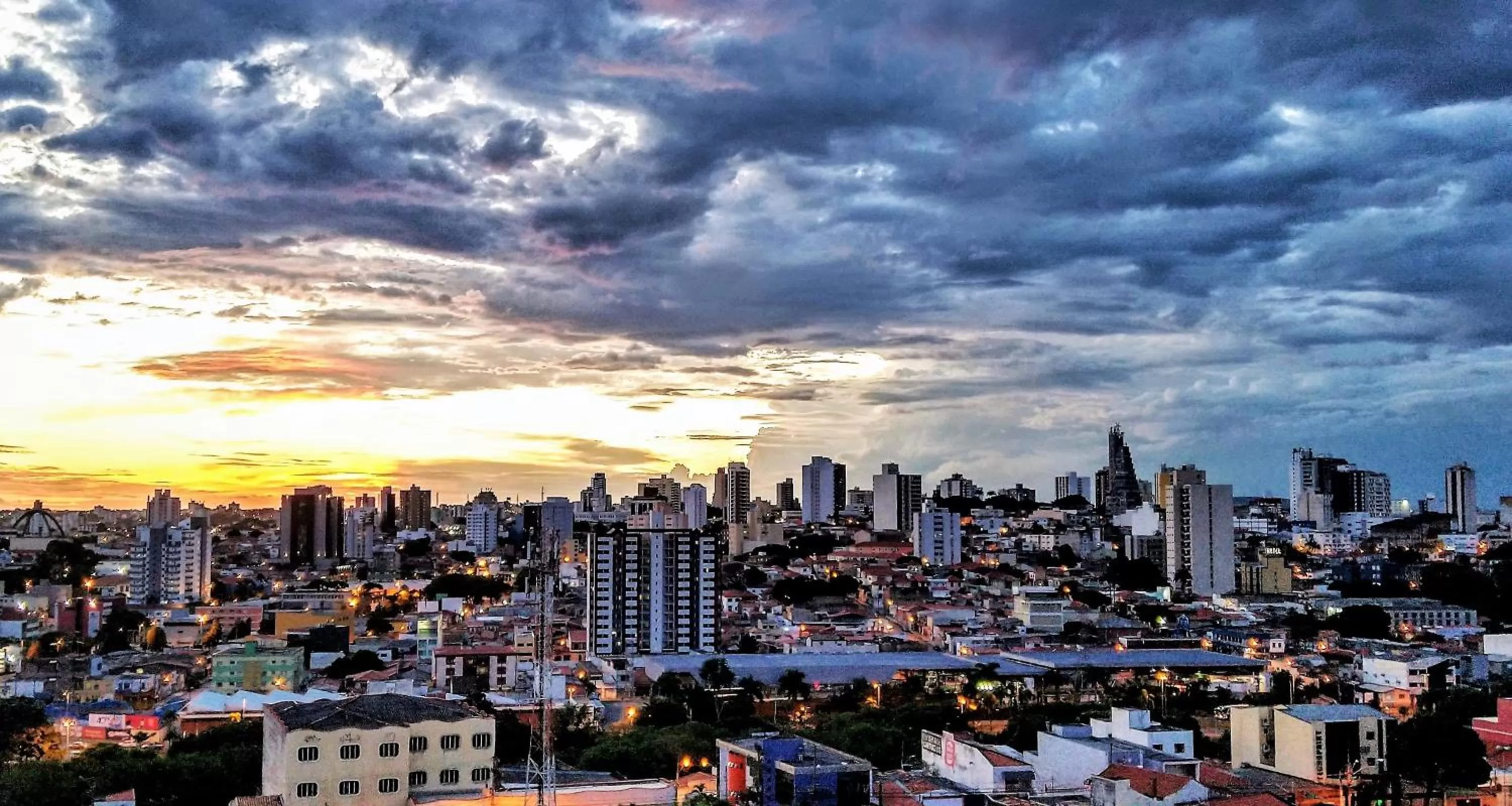 City view in Cardum Hotel