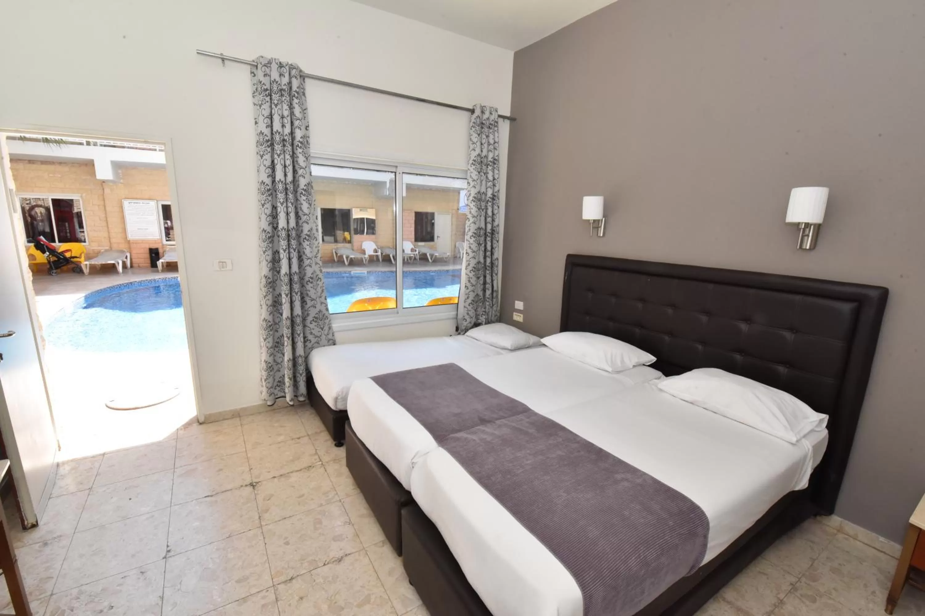 Photo of the whole room, Bed in Red Sea Hotel