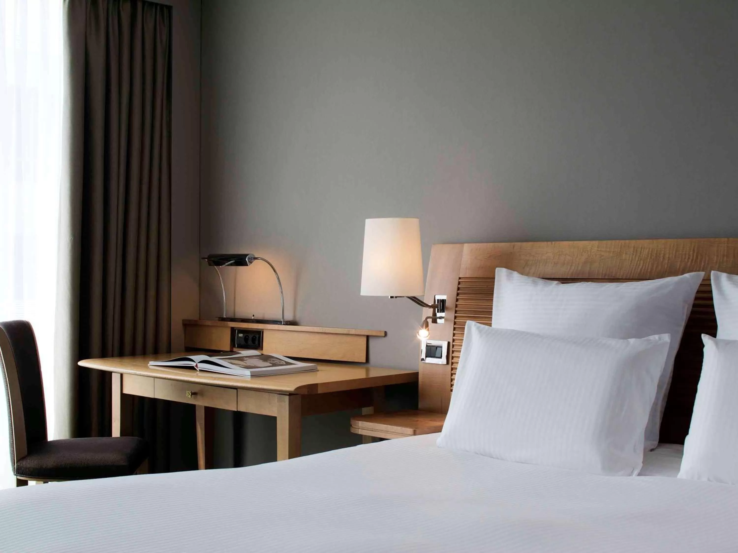 Classic King Room in Pullman Paris Centre - Bercy