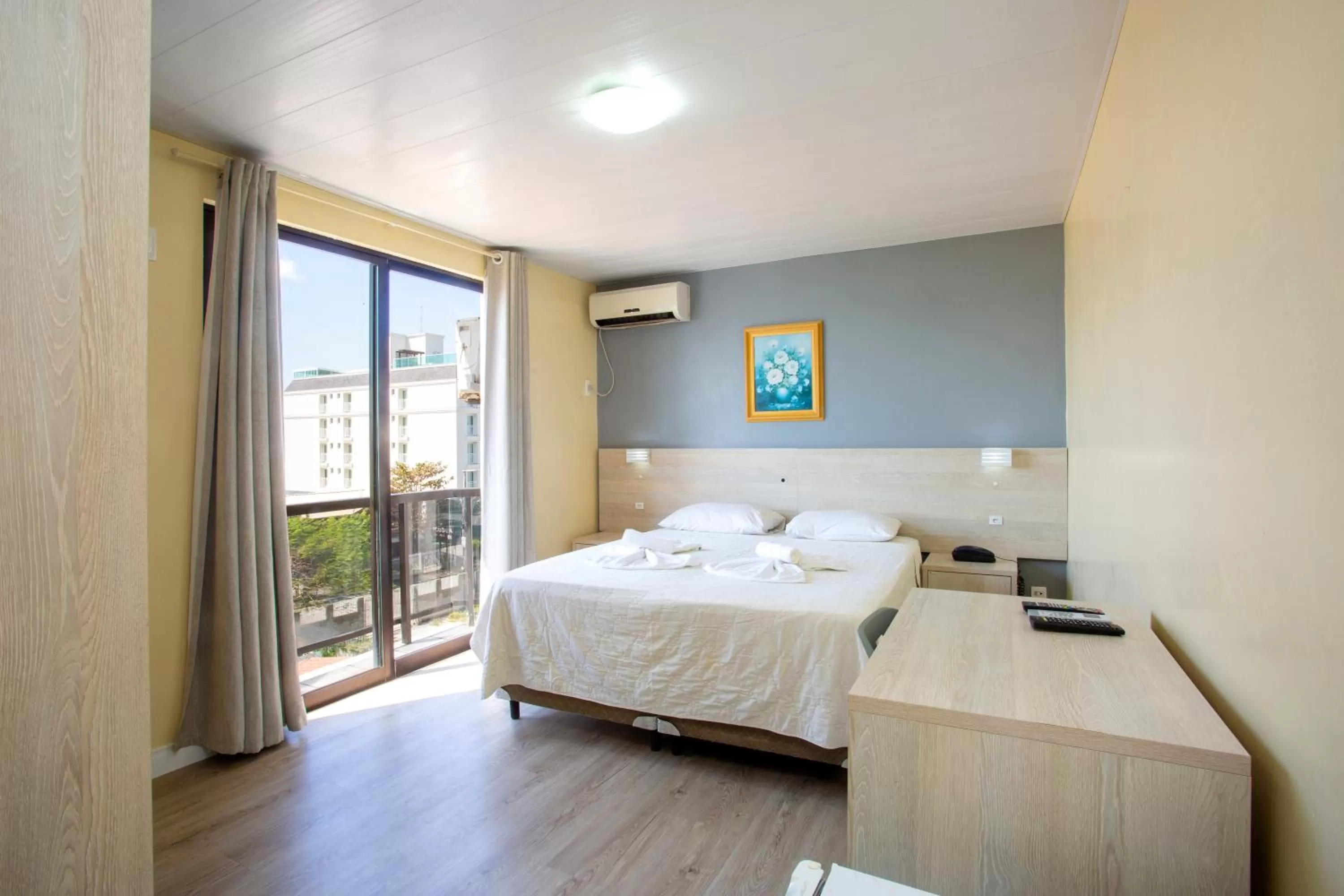 Photo of the whole room, Bed in Hotel Vila Mar