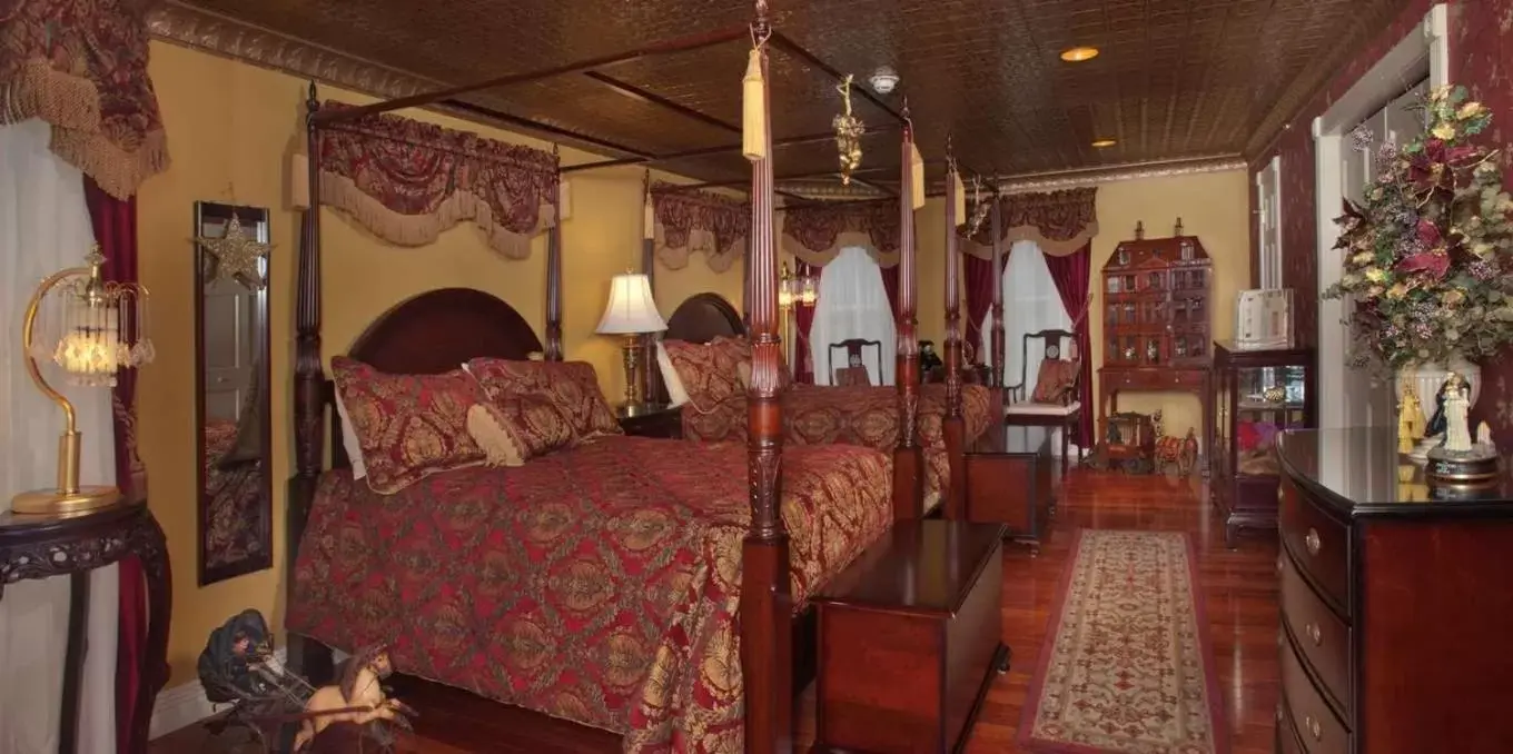 Large Double Room in Mountain Quest Inn Large Double Room in Mountain Quest Inn