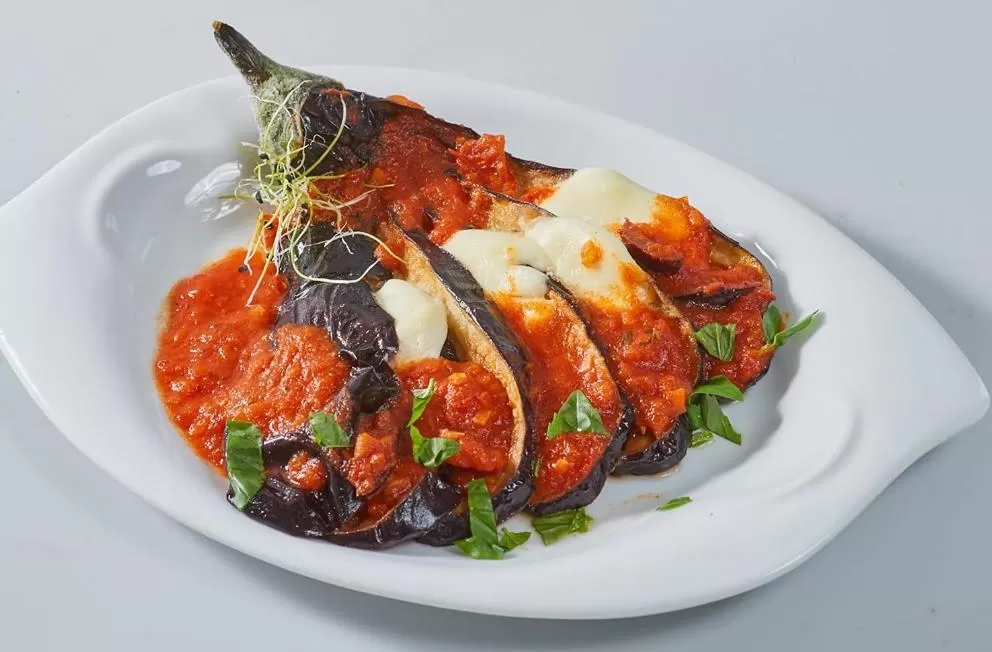 Food in Penelopa Palace Apart Hotel & SPA