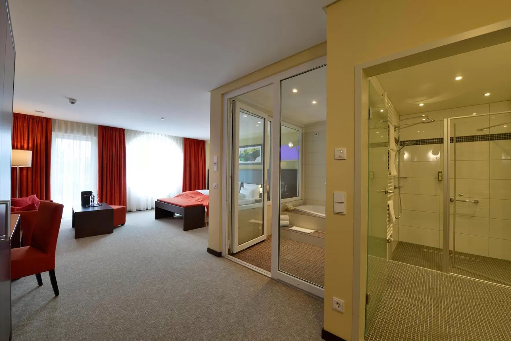 Photo of the whole room in Aribo Hotel