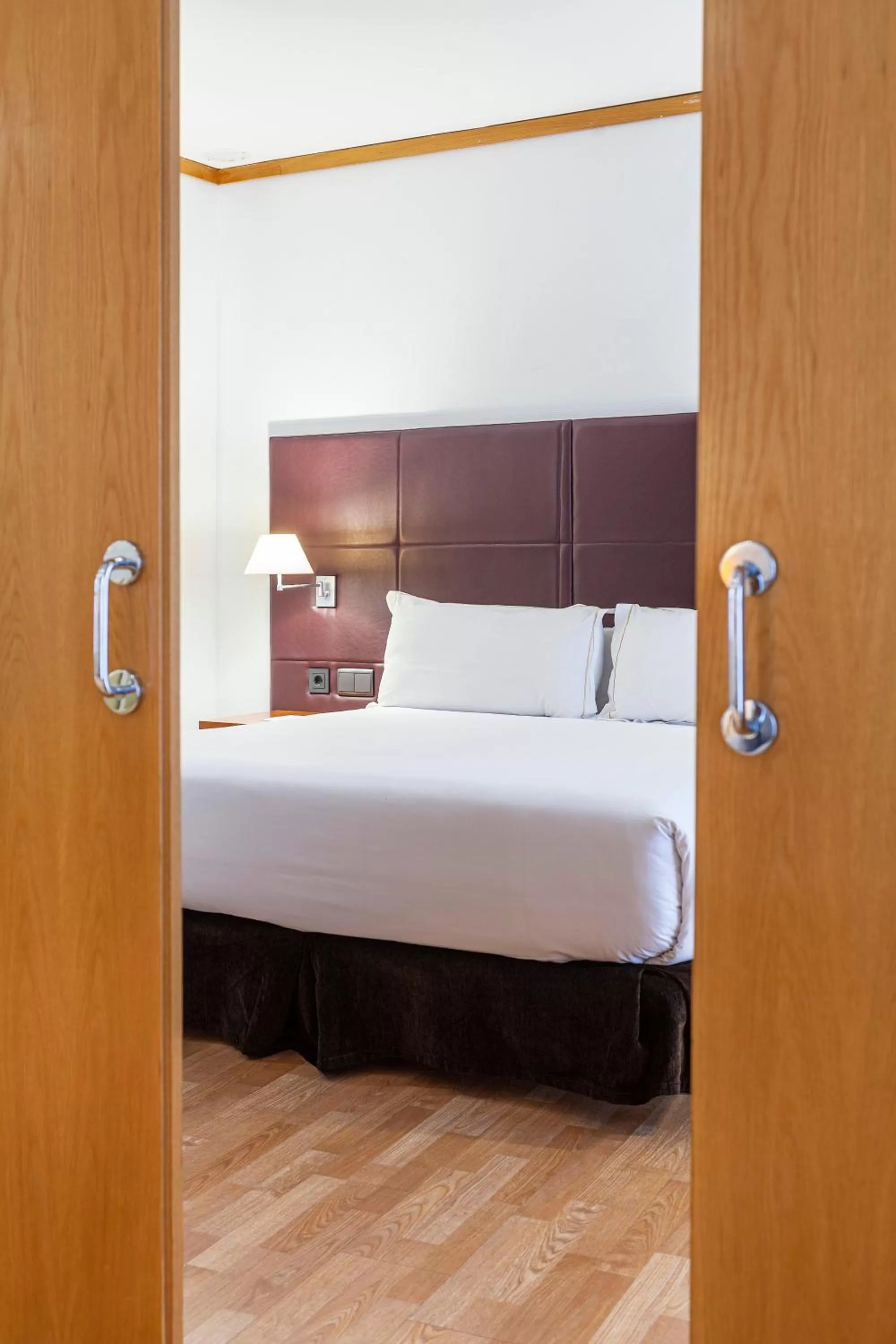 Bed in Senator Parque Central