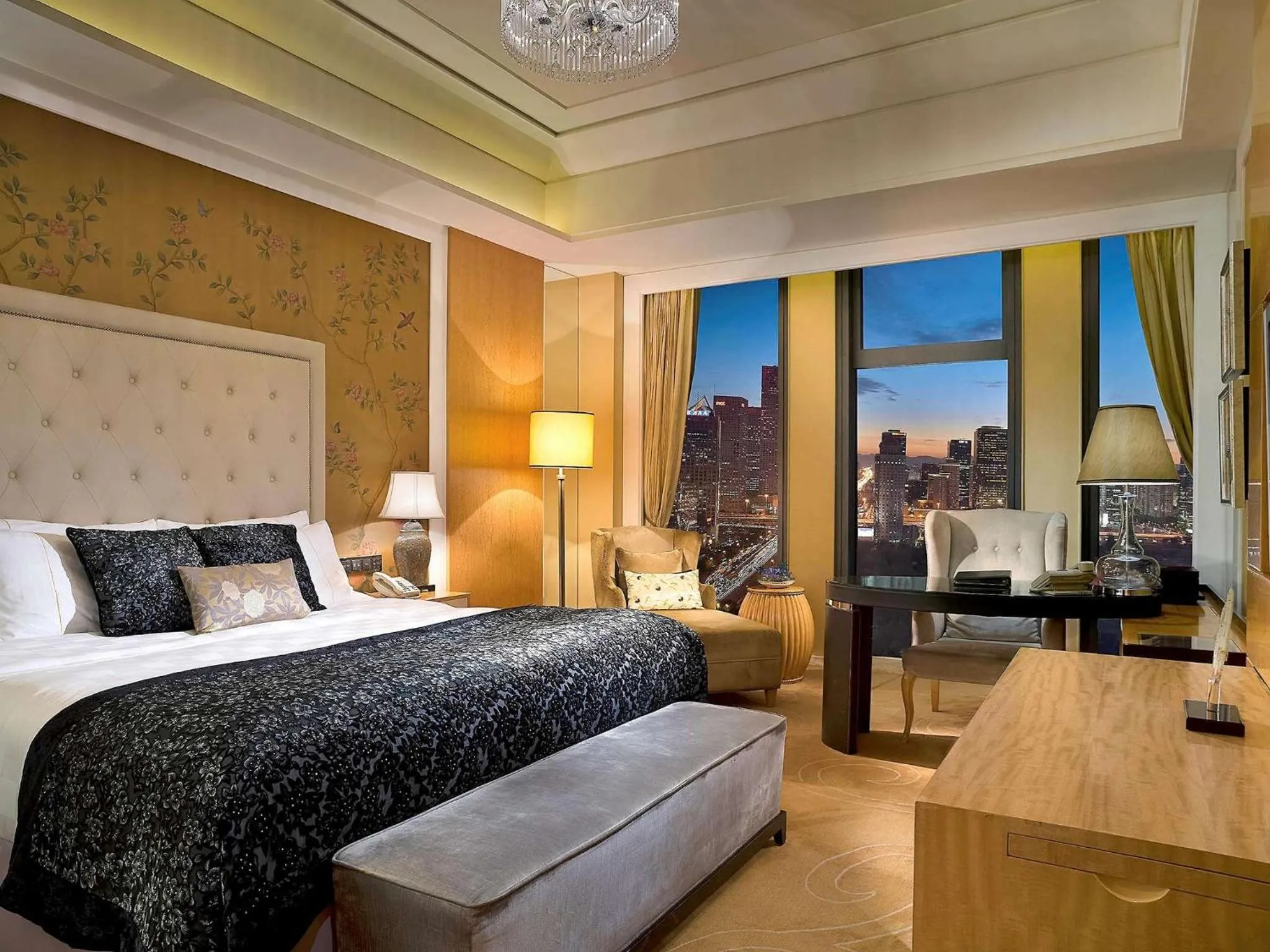 Photo of the whole room, Bed in Wanda Vista Beijing