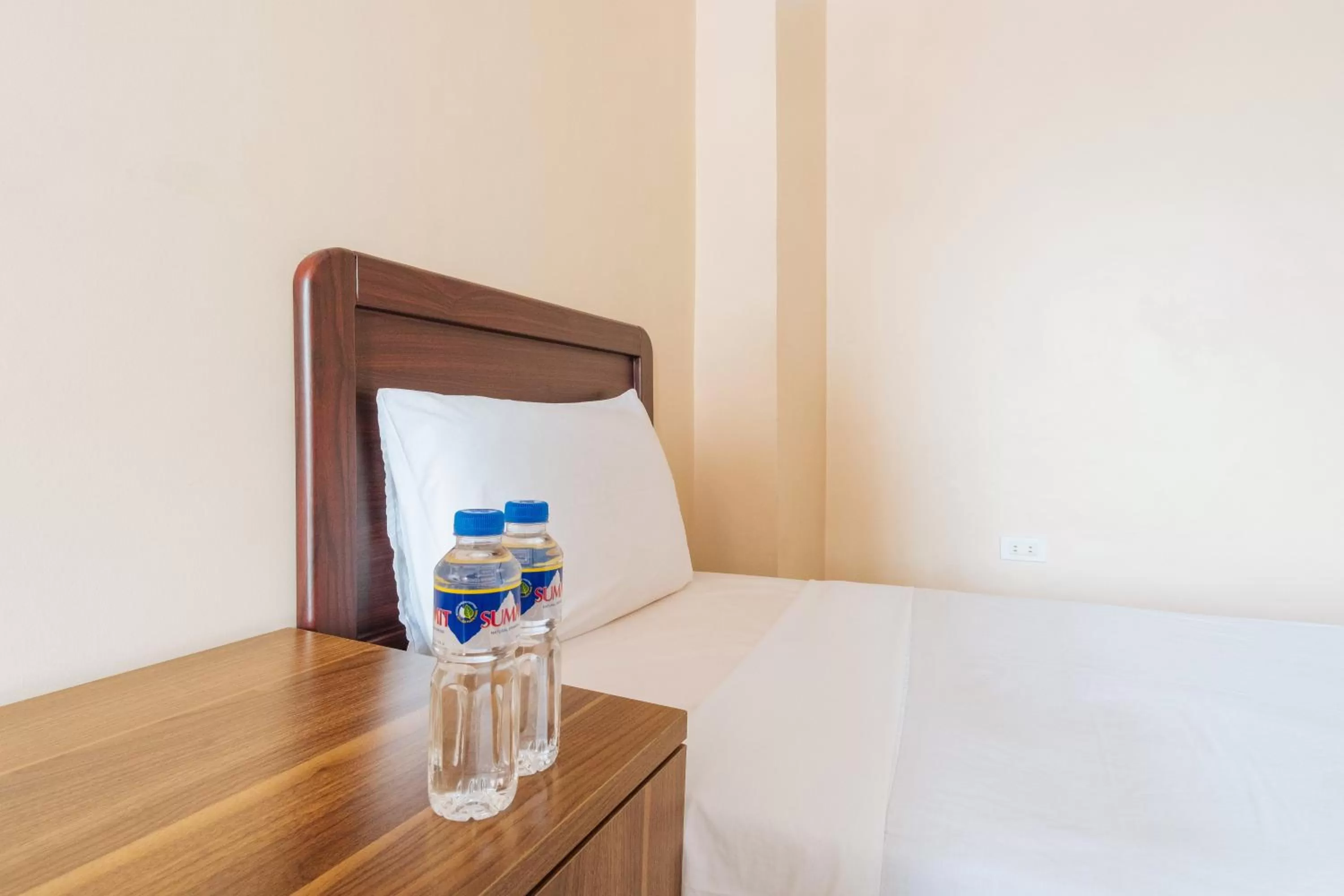 Bed in Dechmark Hotel