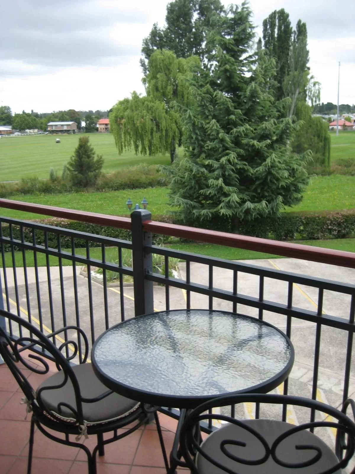 Day in Elite Motor Inn