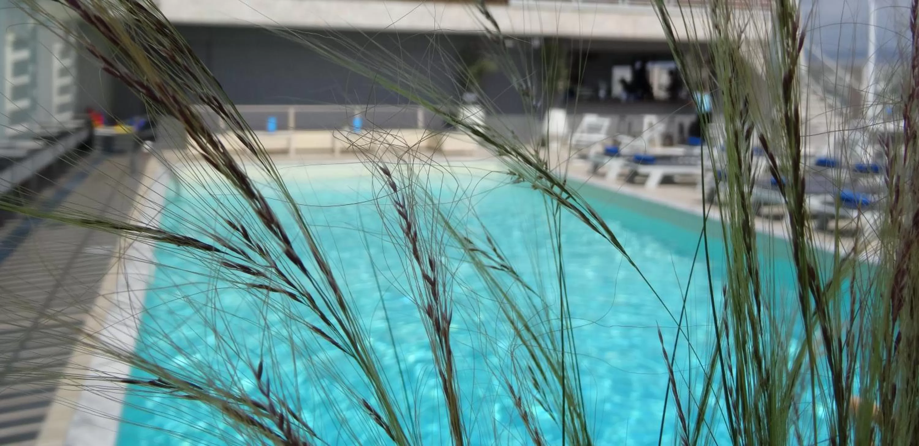 Swimming pool in Capsis Hotel Thessaloniki