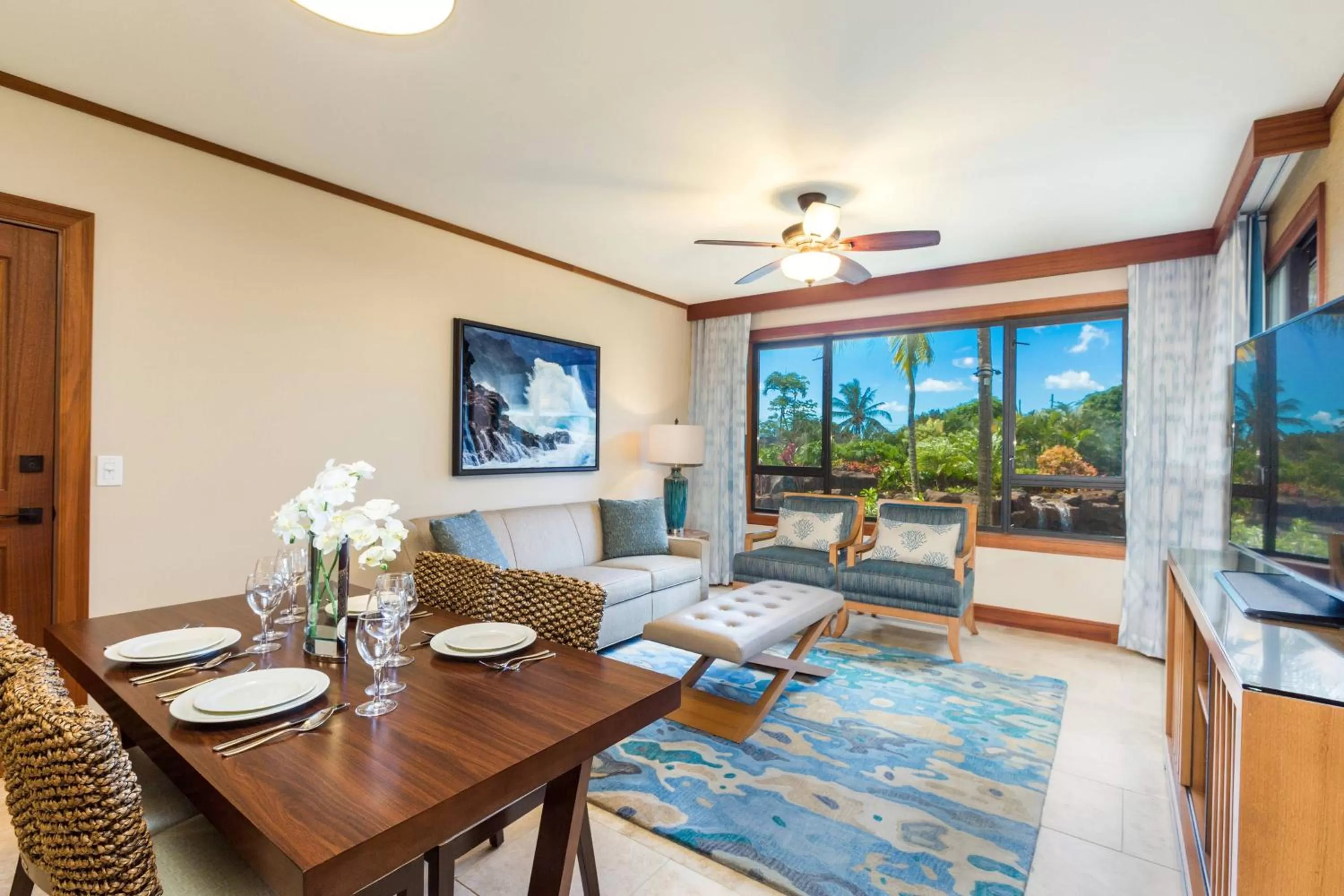 Living room in Koloa Landing Resort at Po'ipu, Autograph Collection
