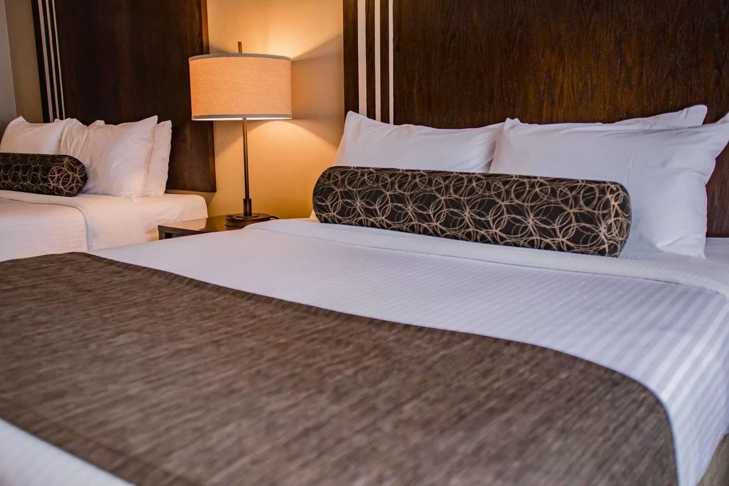 Queen Room with Two Queen Beds with Sofa Bed in Best Western Mountainview Inn