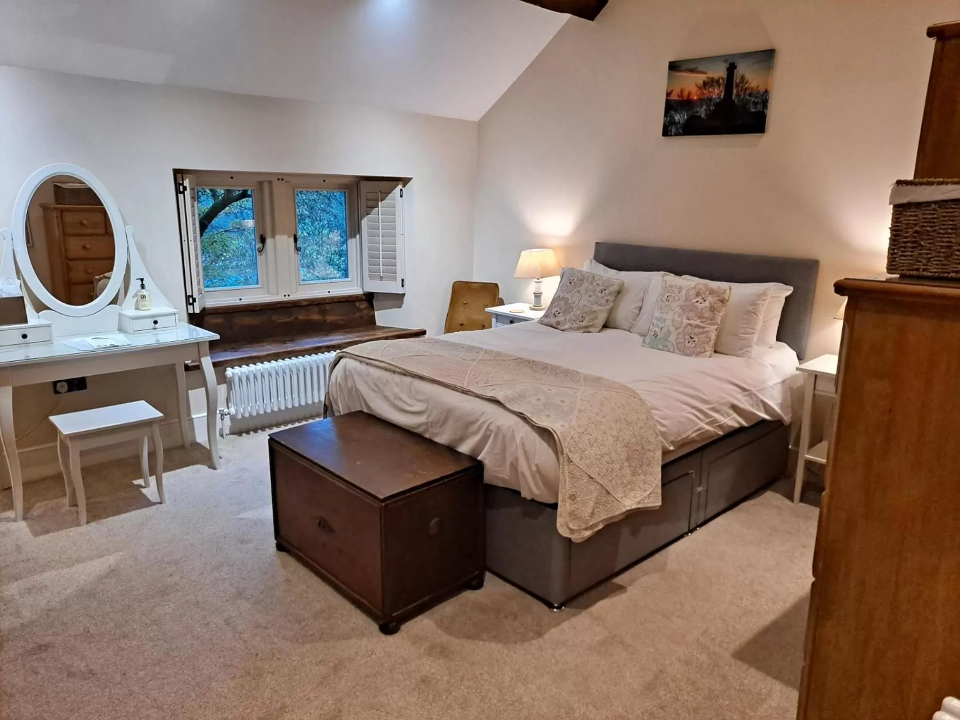 Bedroom, Bed in Robin Hood Farm B&B