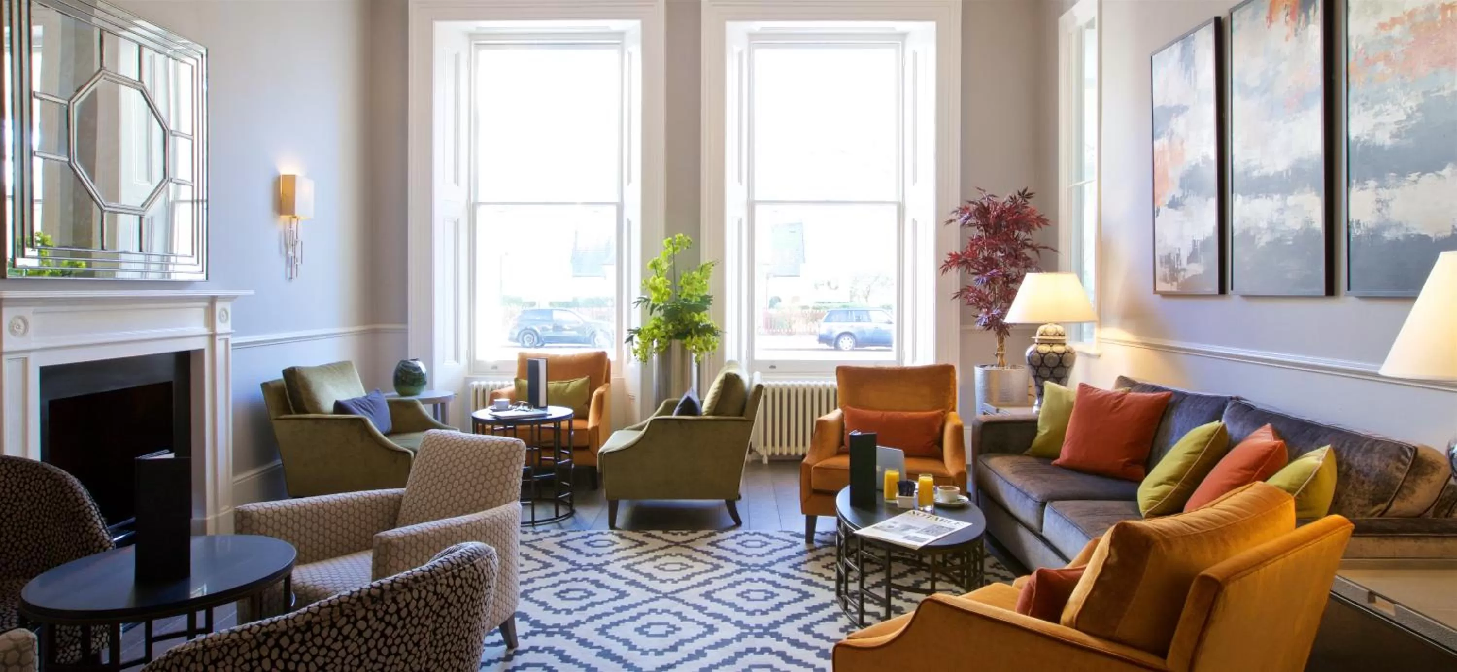 TV and multimedia in 54 Queen's Gate Hotel