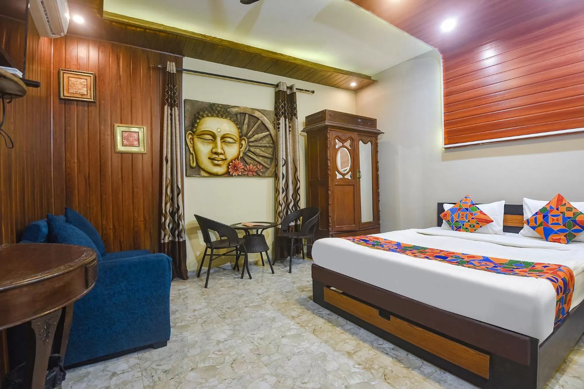 Bed in FabExpress Corinthia Boutique Rooms - Nr Candolim Beach
