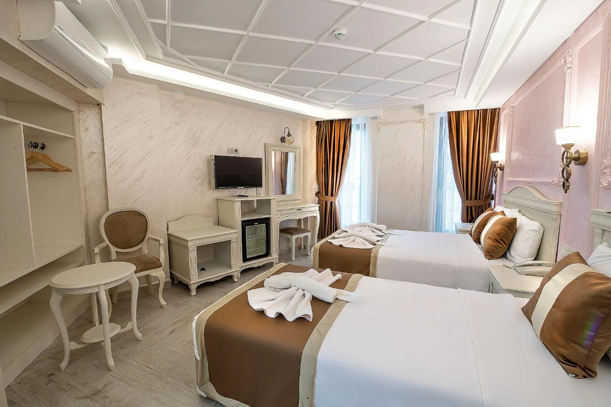 Bed in Istanbul My Assos Hotel