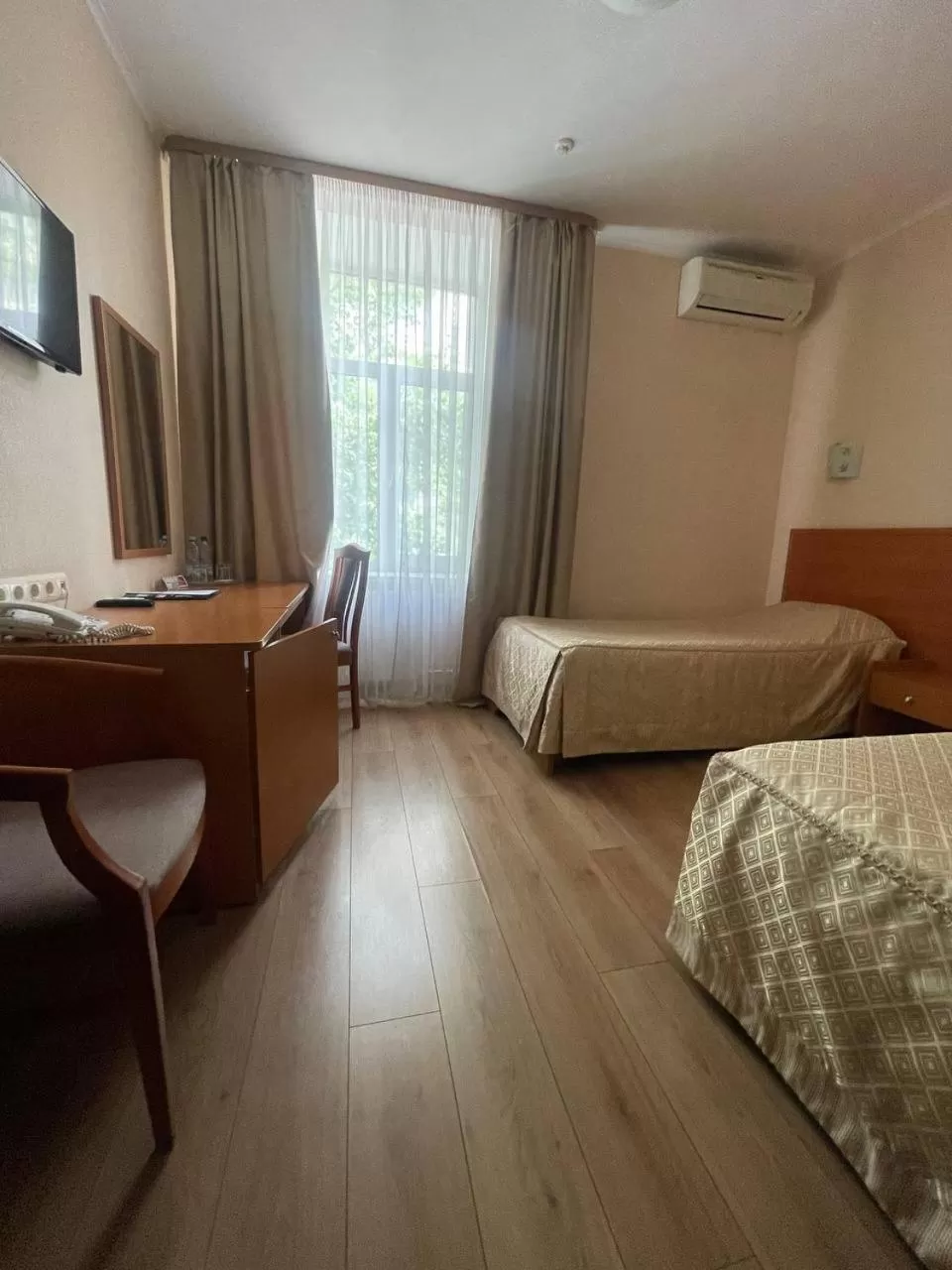 Bedroom, Bed in Oberig Hotel